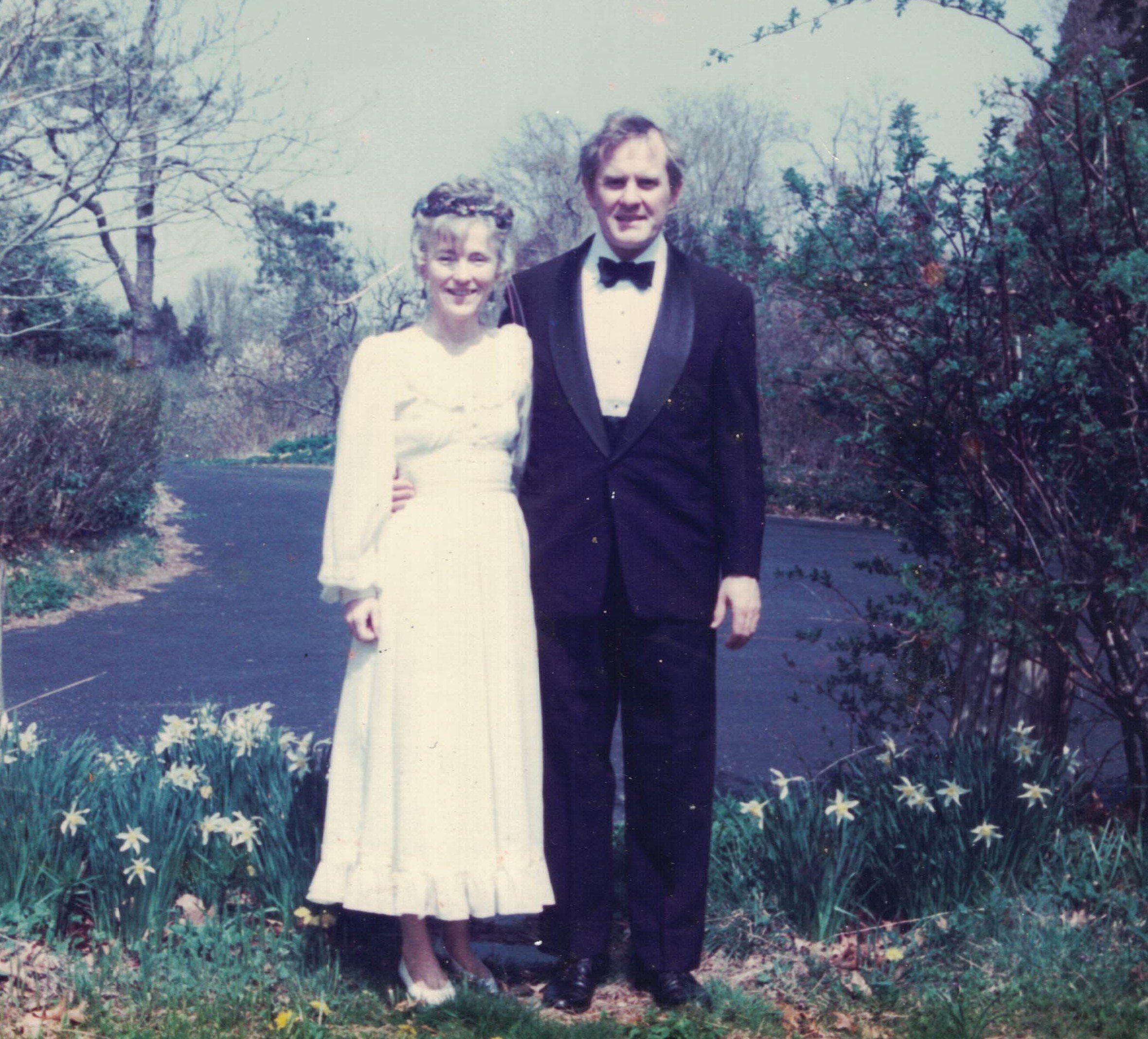 Carol and Lon get hitched