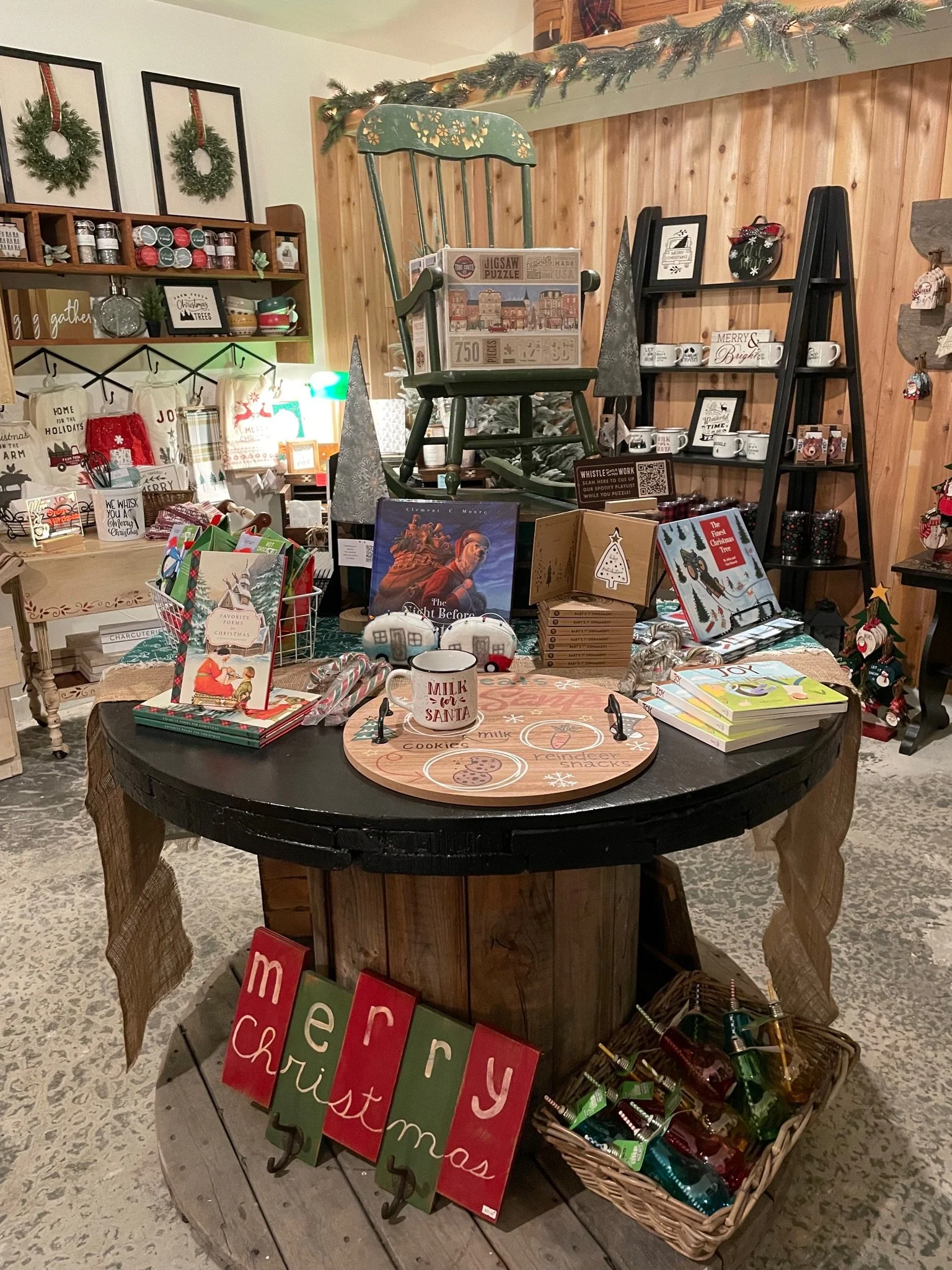 Gallery 3 — Shining Star Tree Farm + Venue