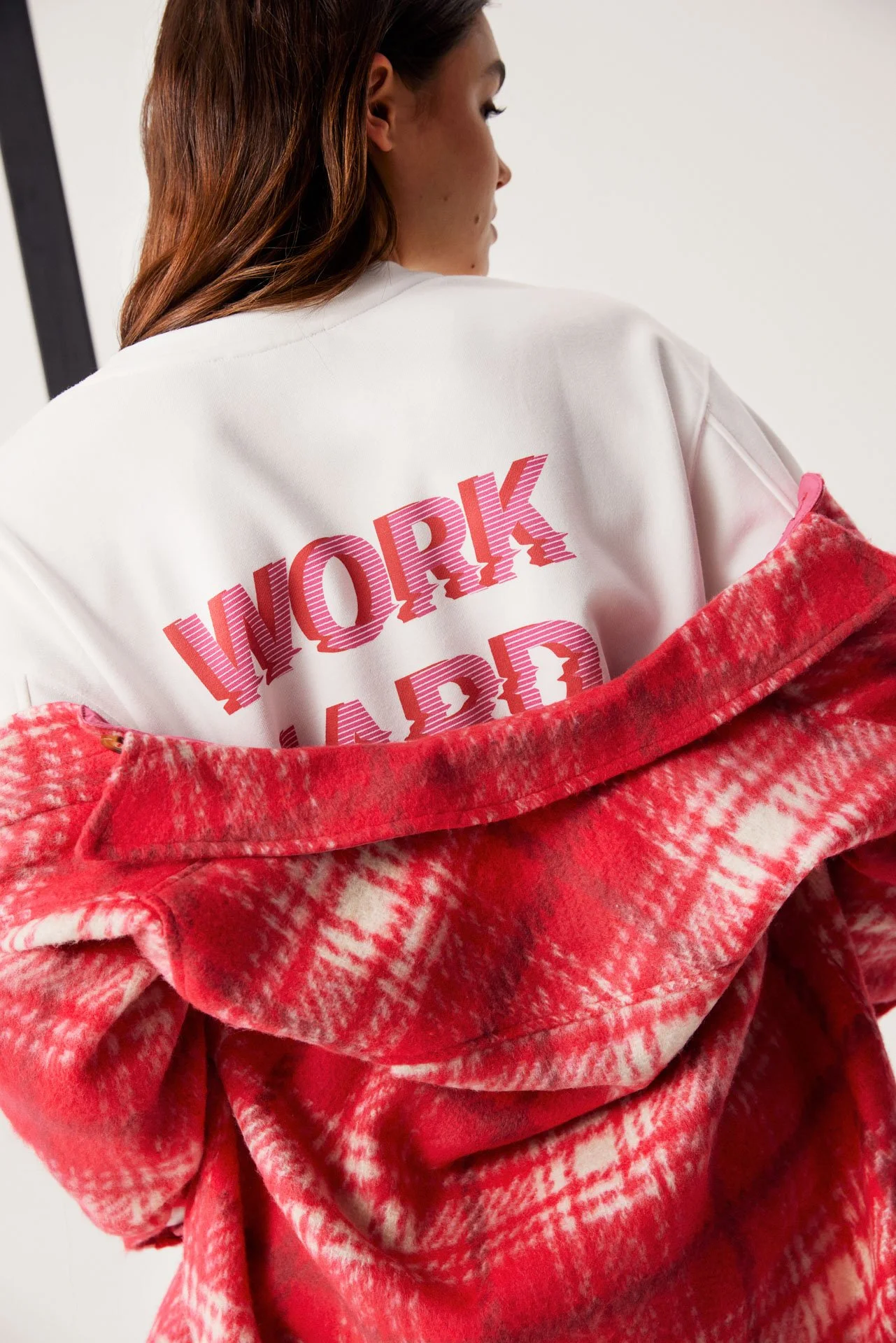 JACKET
1123-1154
SWEATSHIRT
1123-1119