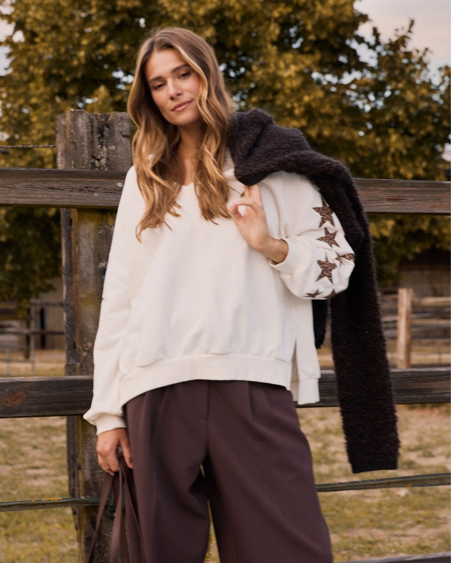 Smith&amp;Soul collection 'October 25'

Check out the new collection in our stores and at the retailer of your choice.

#wewearsmithandsoul #smithandsoul #smithandsoulfashion #winterfashion #fashionforsophisticatedwoman #octoberfashion #collectionfal