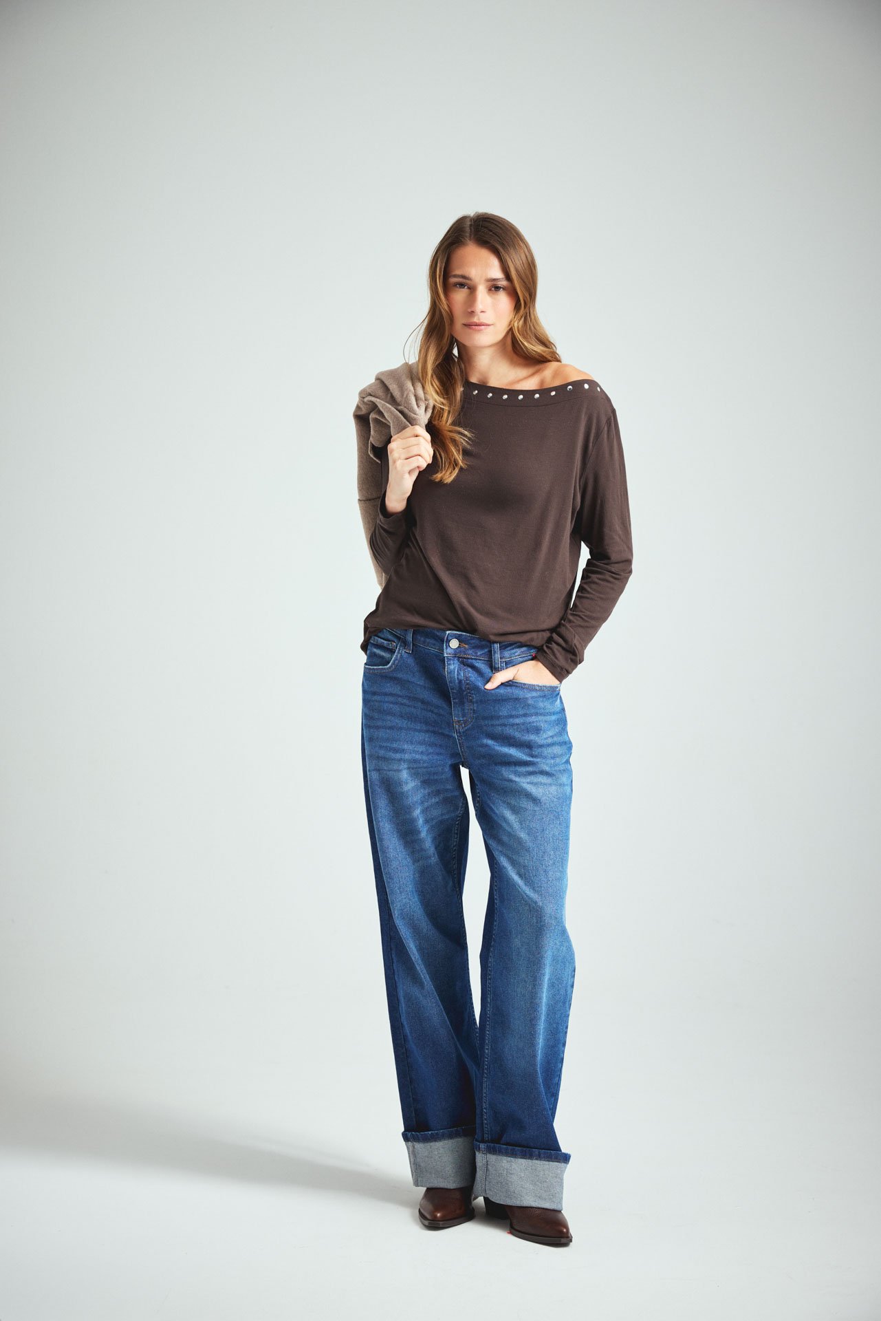 03_2026_Smith&Soul_lookbook_motive26_38864_master.jpg
