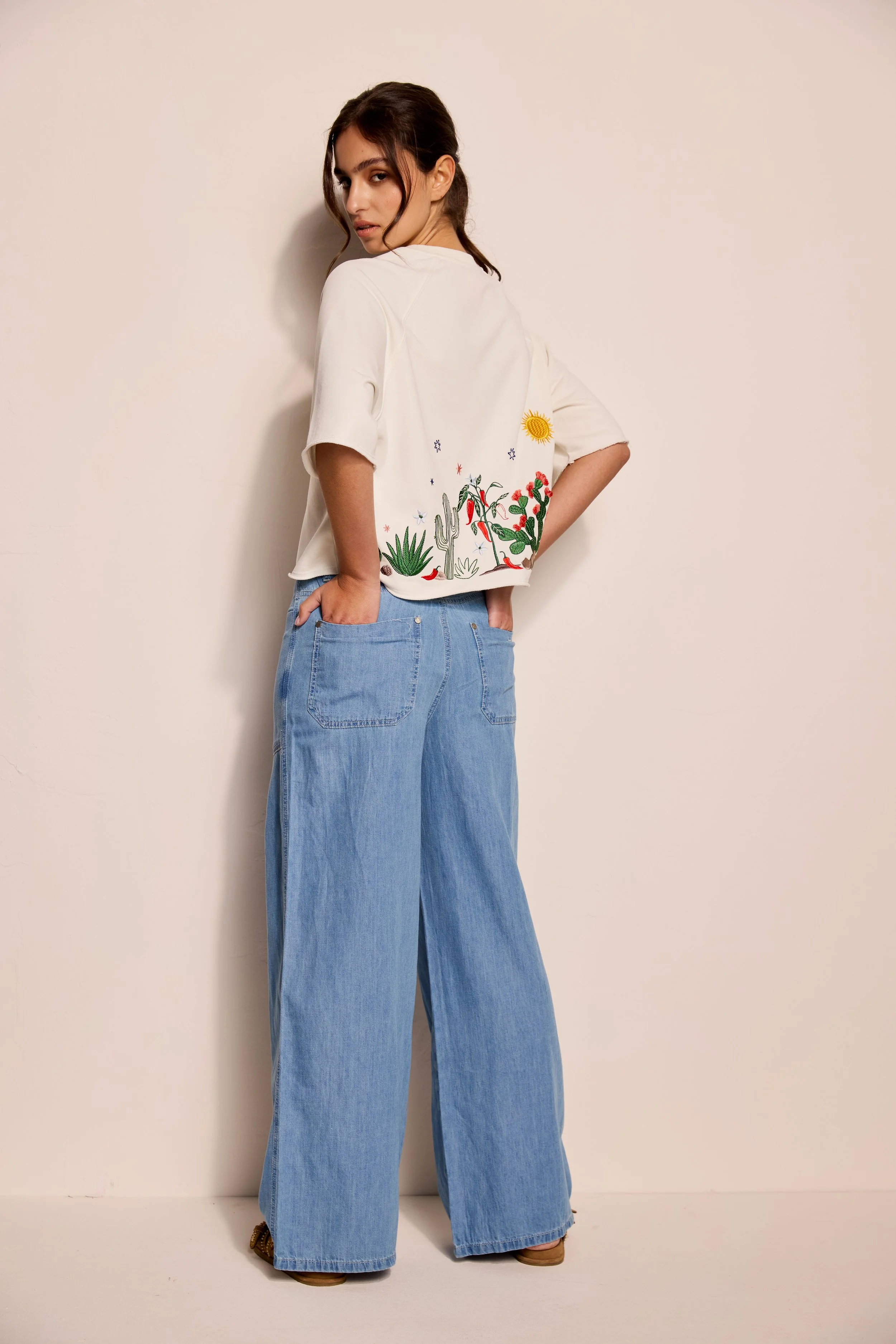 11_2025_smith&soul_lookbook_motiv_23_29365_master.jpg