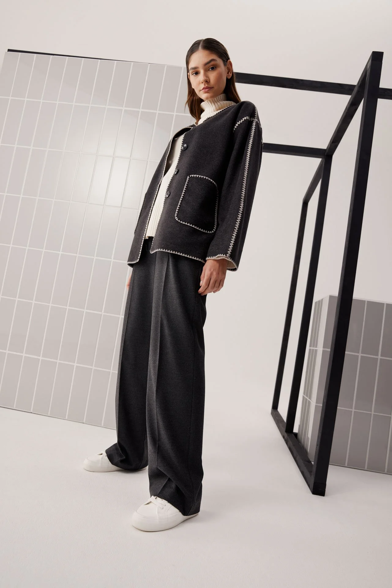 CARDIGAN
1023-1046
PULLOVER
1023-1026
PANTS
1023-1042