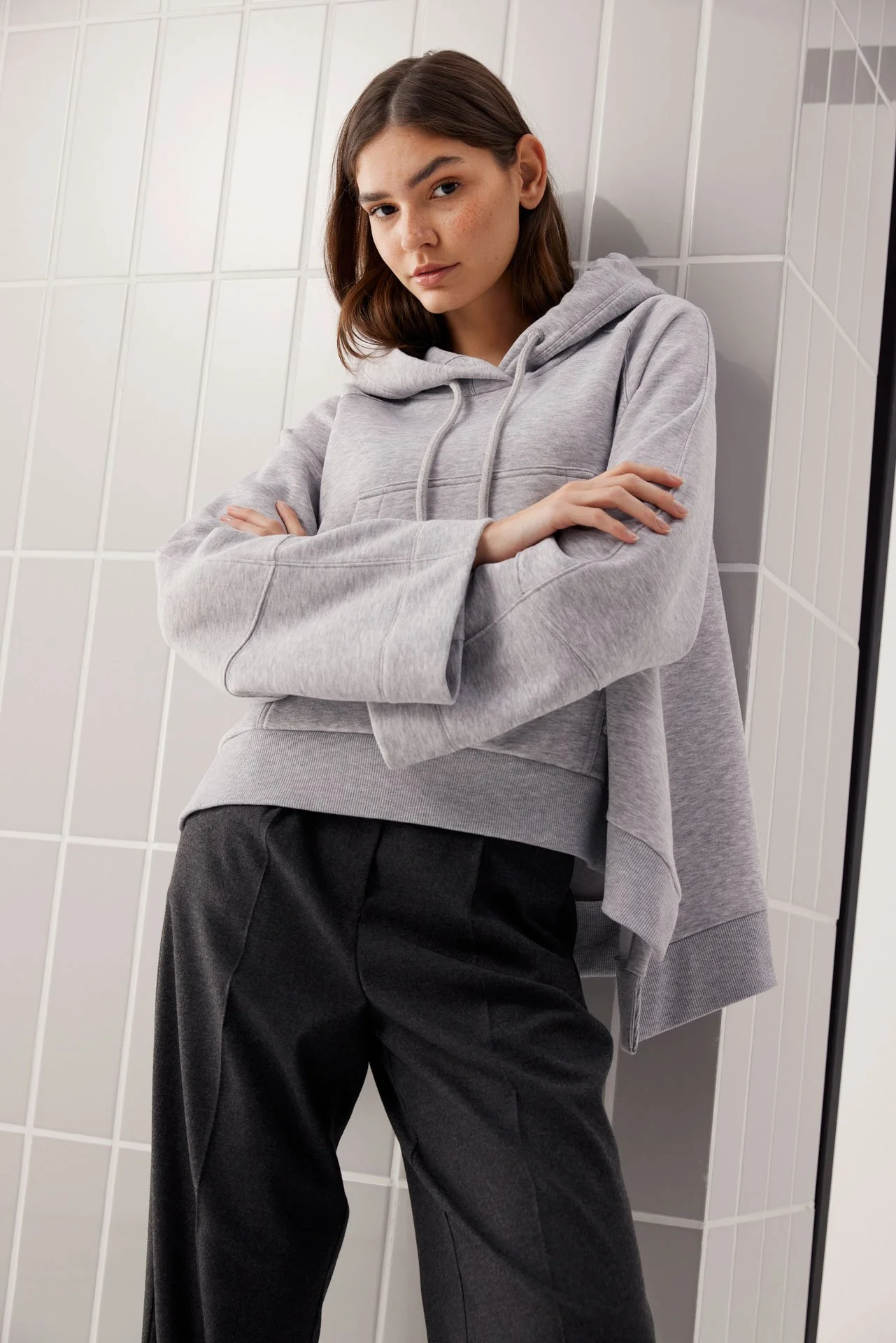 SWEATSHIRT
1023-1021
PANTS
1023-1042