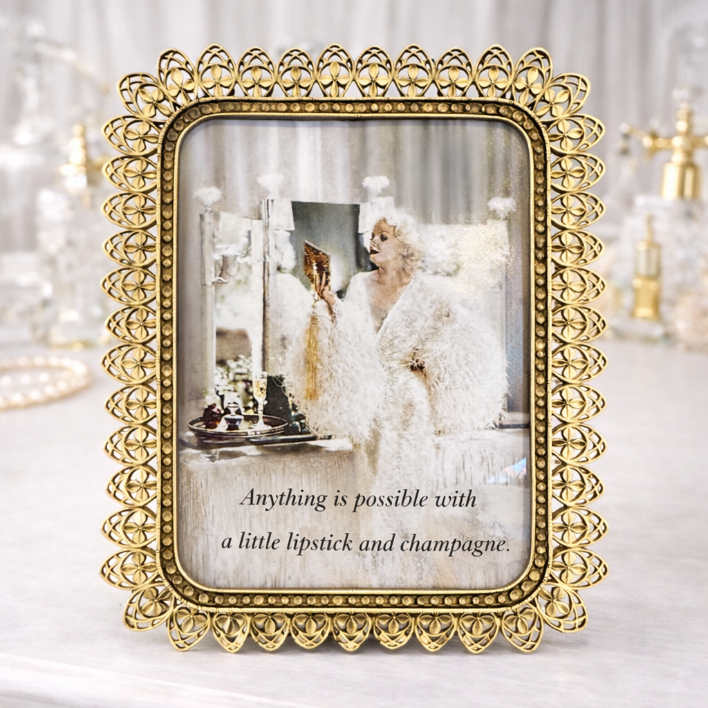 Photo frame gold frilled victorian