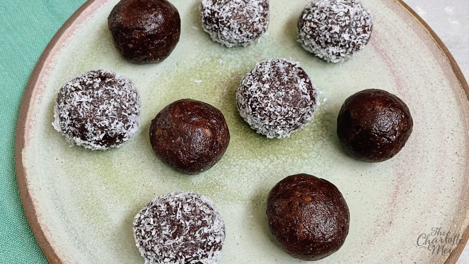 TheCharlotteMei Recipe - Date & Nut Energy Balls