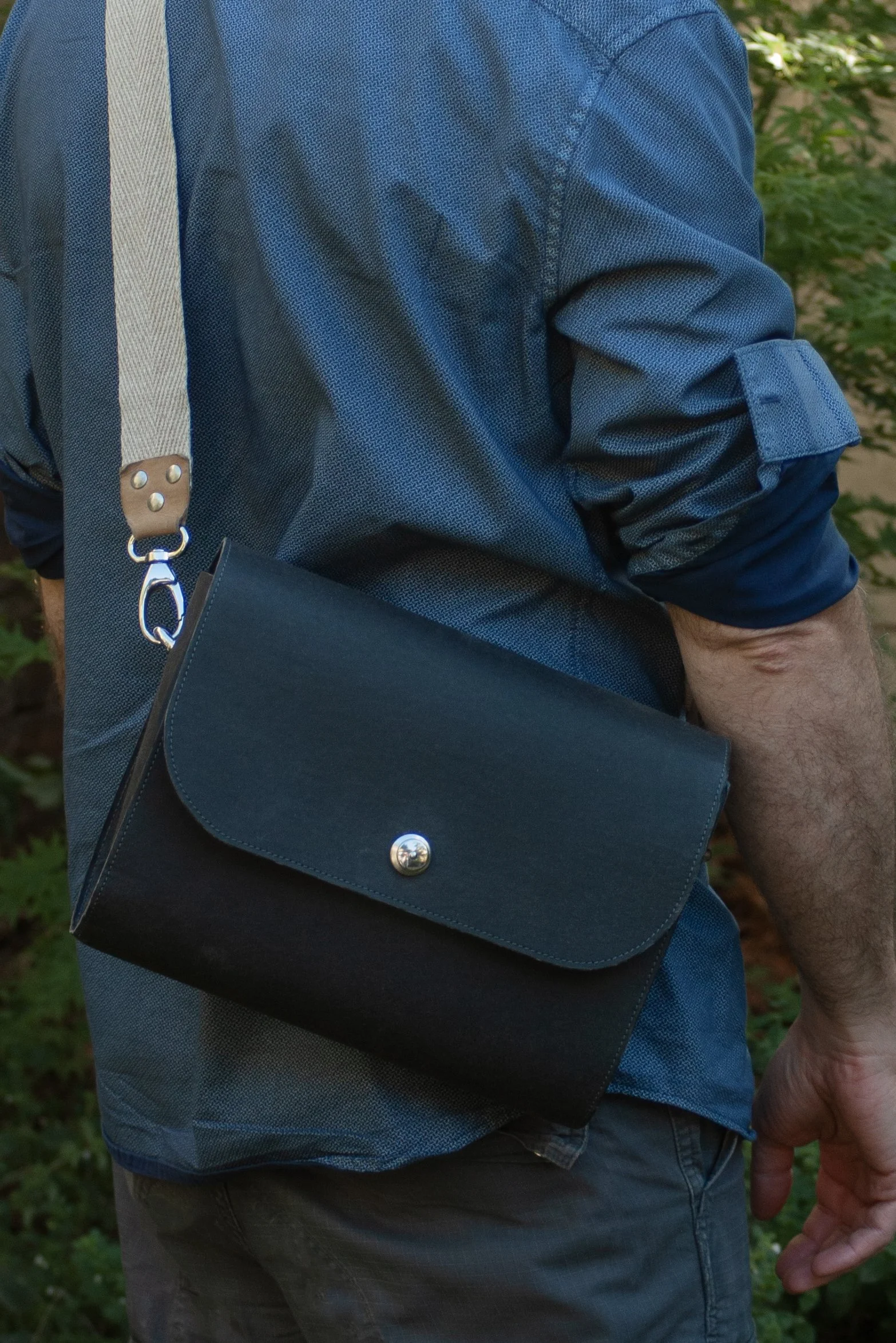 lucieJo élo • sac mallette unisex vegan en papier lavable • fabrication française éco-responsable • noir