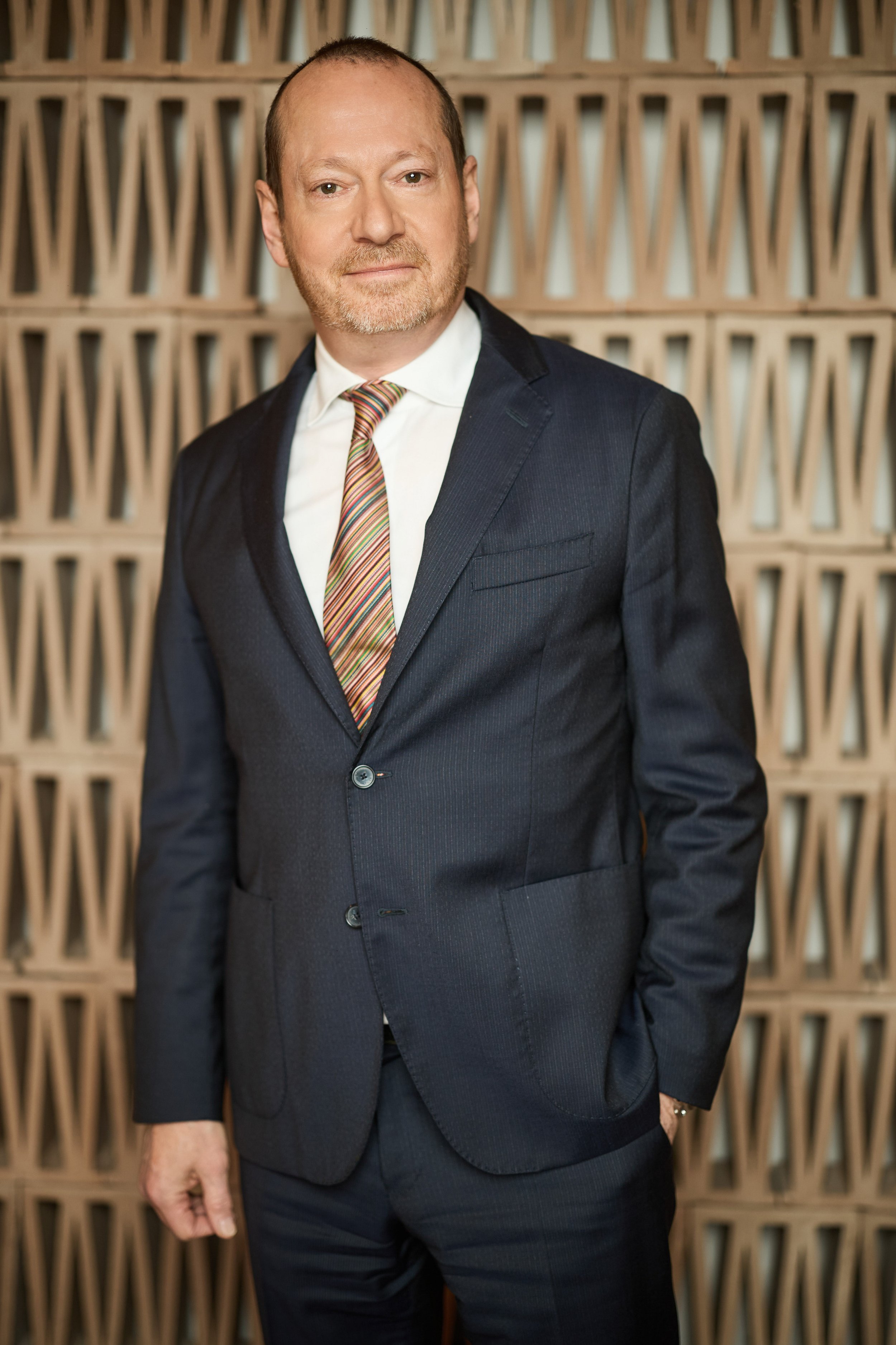 Laurent du Jardin* Distribution and competition law