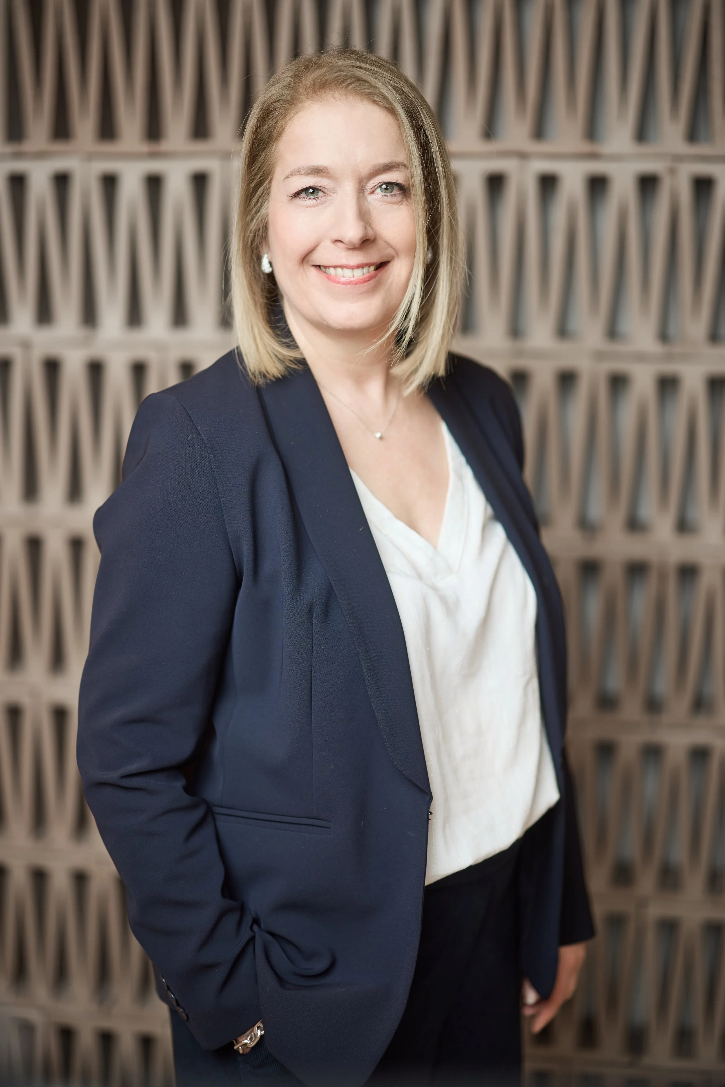 Angie Koninckx Real estate & construction