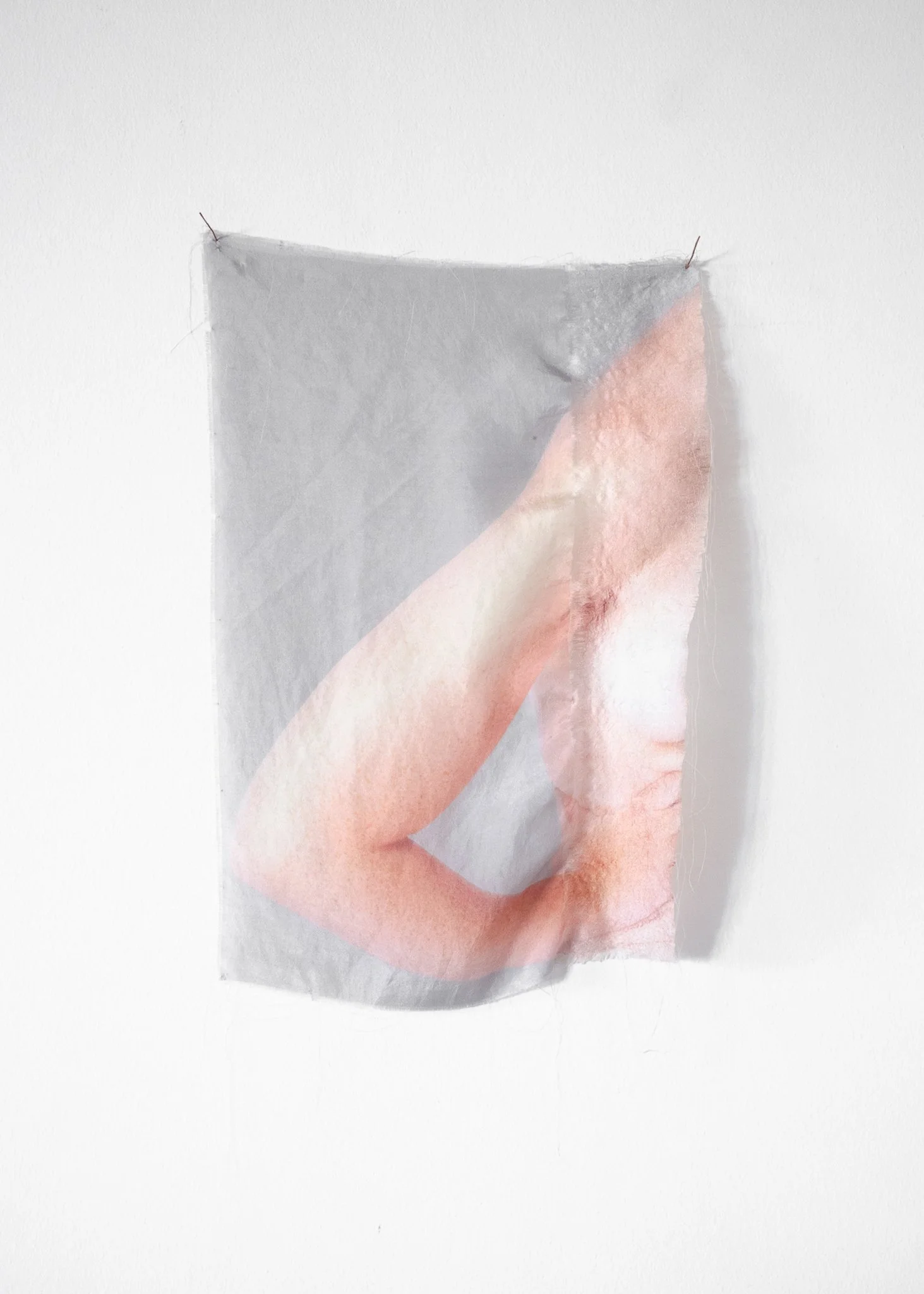 'Loose Gathering #4', 2020 Silk. 44 × 26 cm. 