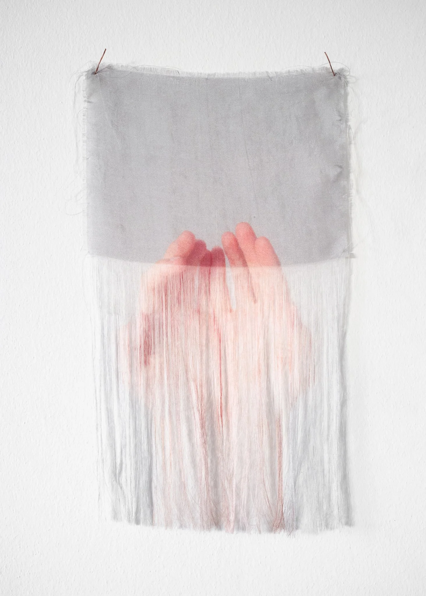 'Loose Gathering #5', 2020 Silk. 38 × 18 cm. Shortlisted for 'The European Prize of Applied Arts', WCC-Europe, Belgium; CCAM, Barcelona. Private collection.