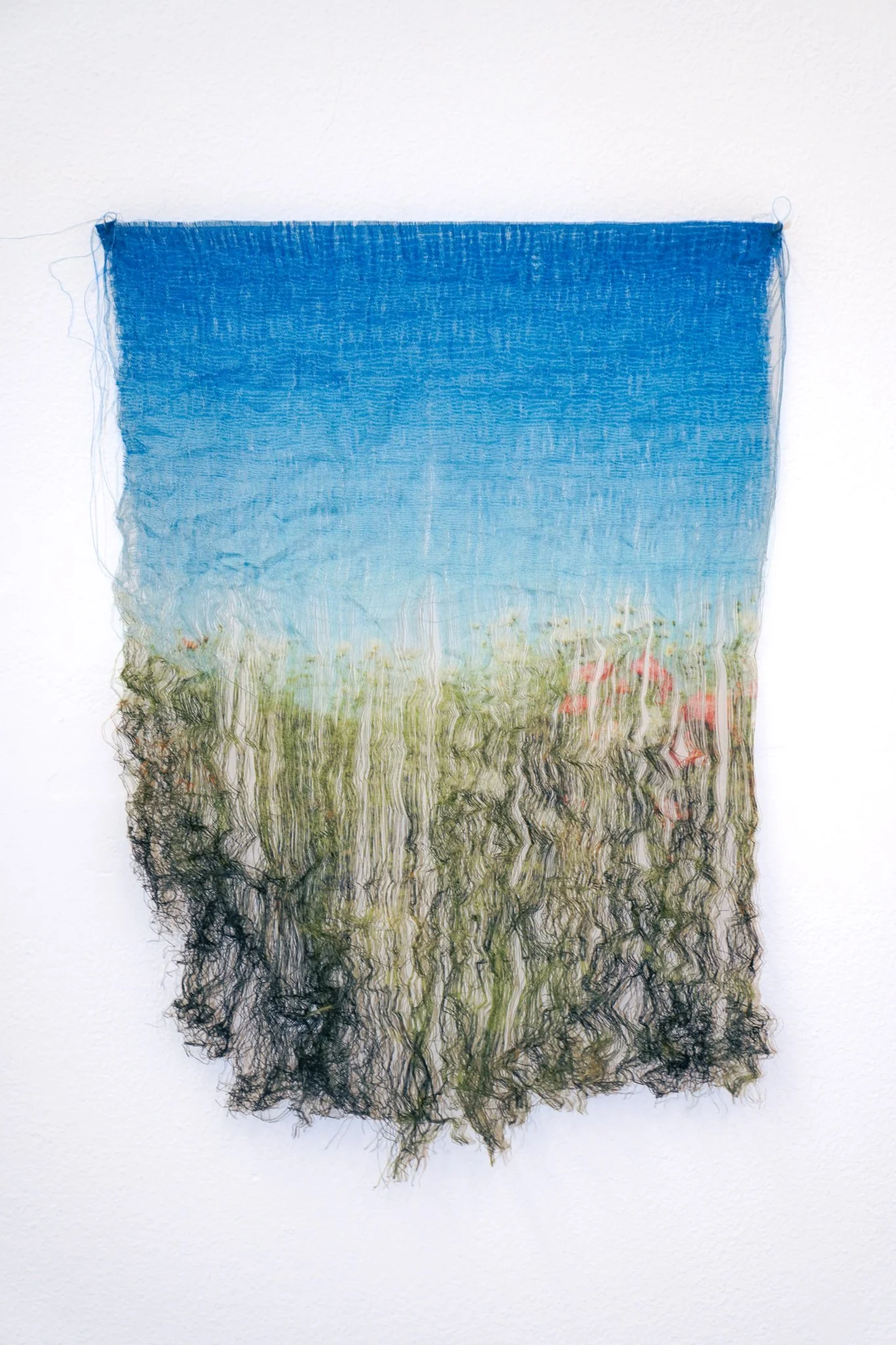 'Maneuvering Fibres', 2023. Edition 7 of 8. Silk, silver. 30 x 20 cm. Supported by Statens Kunstfond for 'Maneuvering Fibres', Bladr, Copenhagen. Photography: Gianmarco Pedrini. 