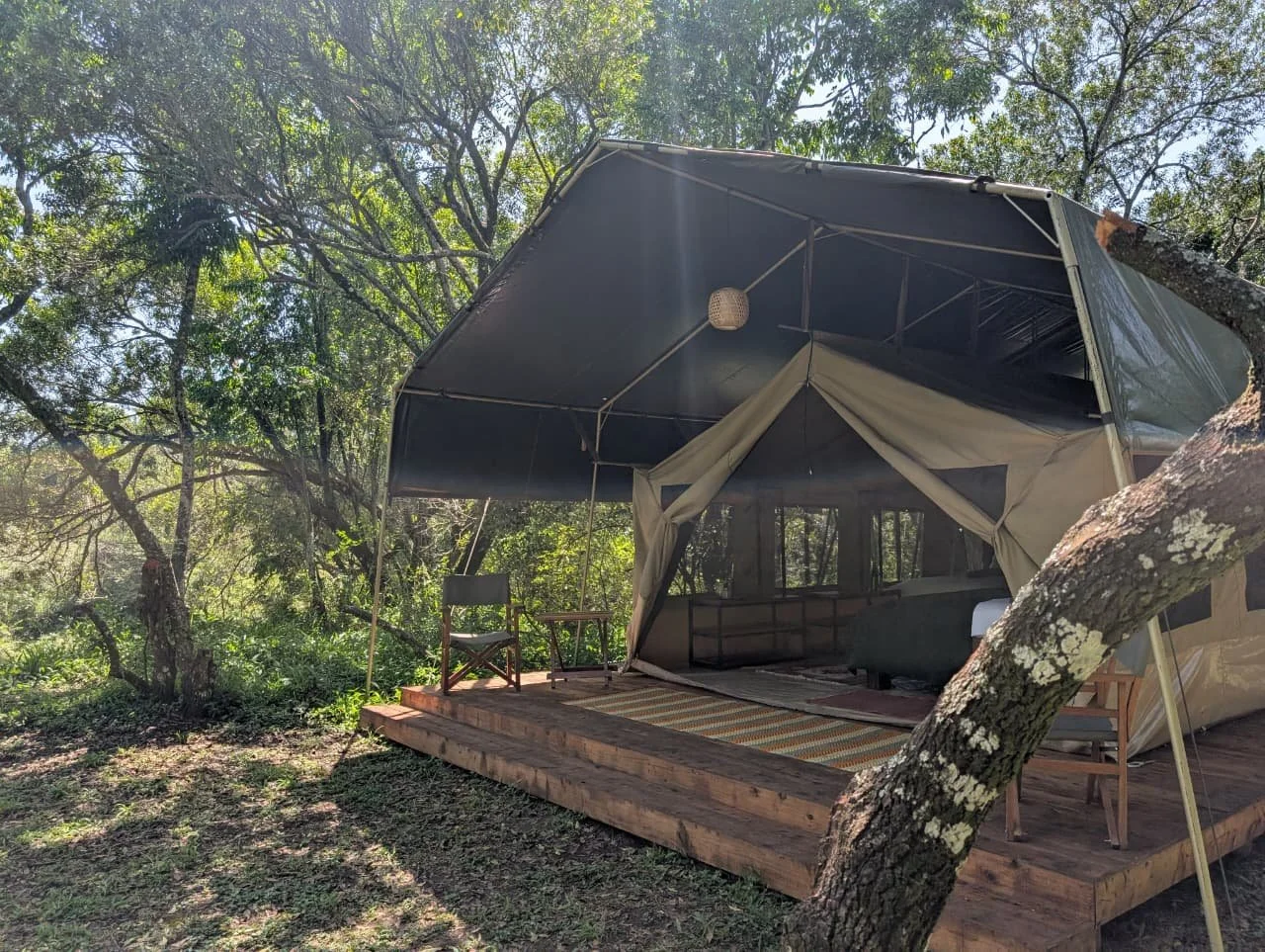 FAMILY CAMPING MARA.jpg