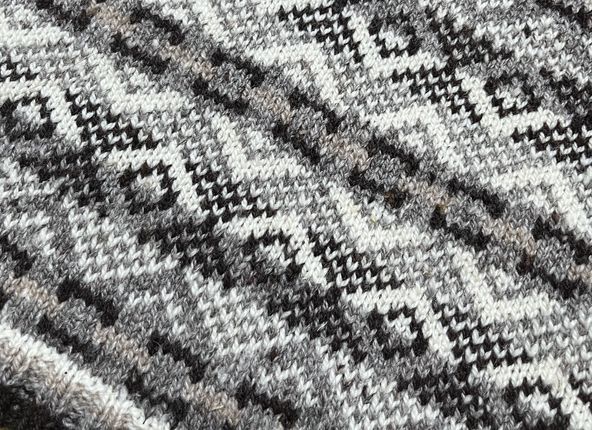 Free machine knitting pattern