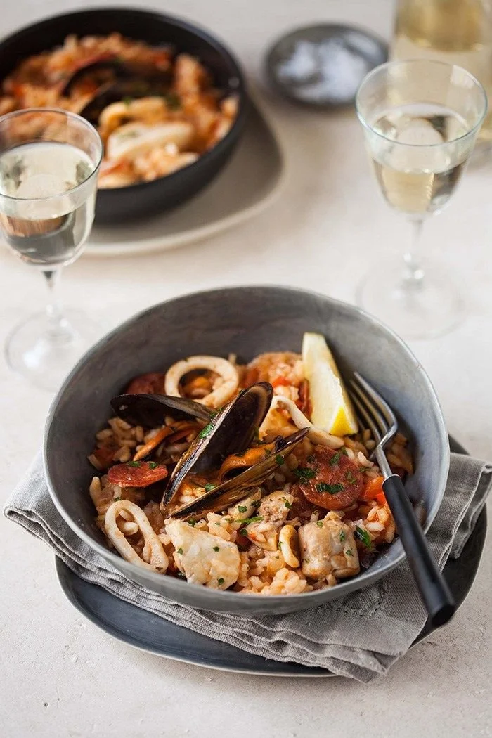 paella recipe | Drizzle and Dip.jpg