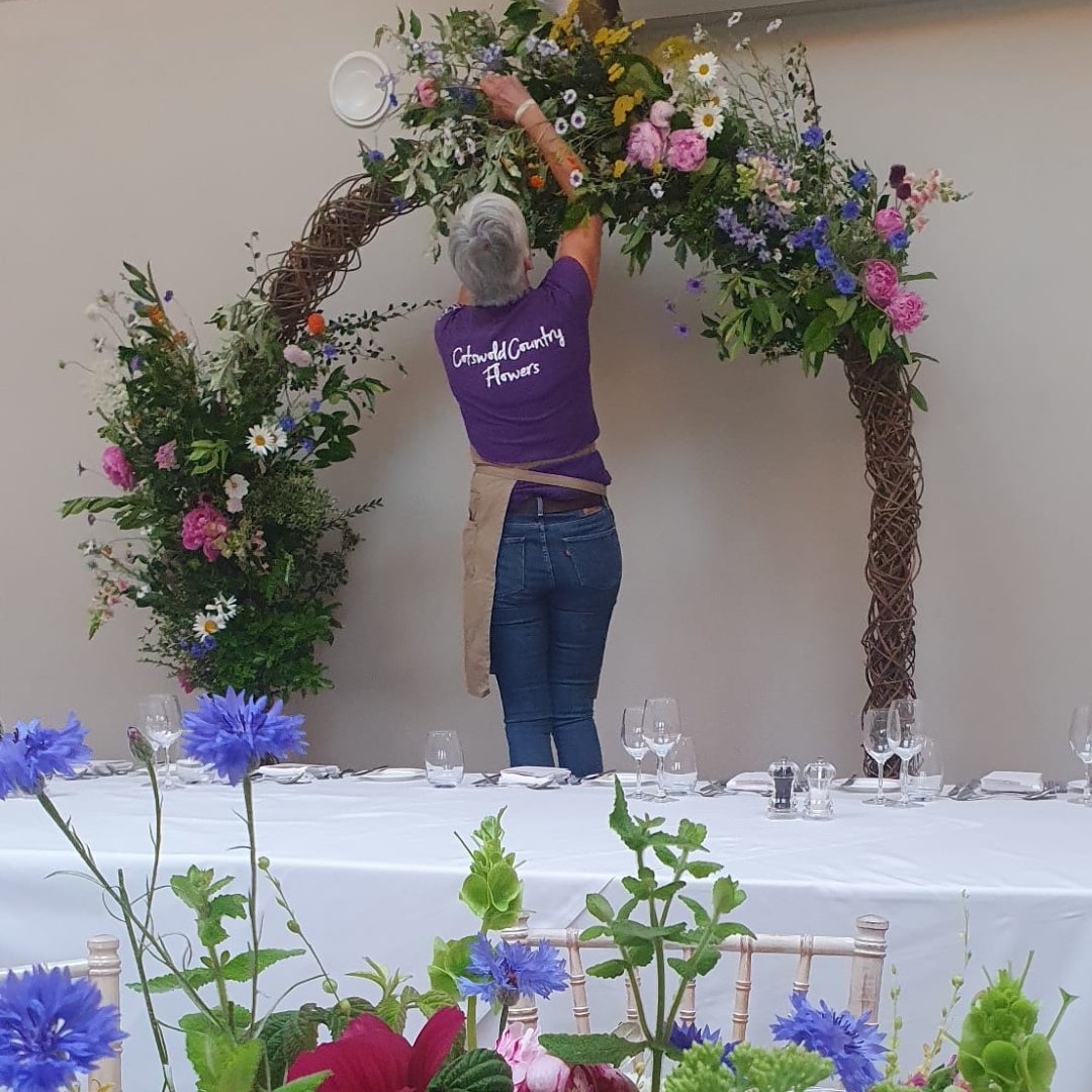 large-wild-flower-arrangement.jpg