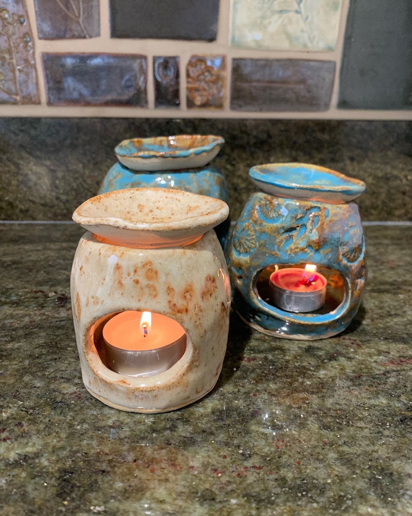 Students created these beautiful oil burners at the coil pot workshop in the Craft Cocoon !