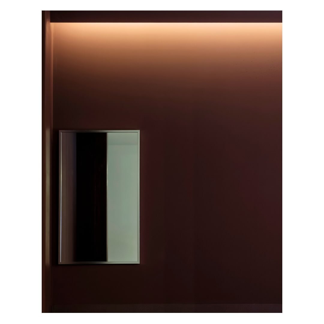 WC details&hellip; rust red from floor to ceiling with concealed, recessed lighting to give an illusion of a floating ceiling.

Design by @studio___p3 
Photography by @justinreidross 

#wc #warmminimalism #design #bespoke #red