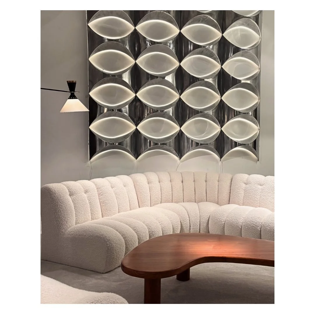 Found at the Saint-Ouen markets, Paris. 

Objects from different eras in conversation with each other; and somehow completely at ease. Modernist design at its best. Bold in form, sure of itself, nothing wasted. 

We come to Paris for exactly this.

#