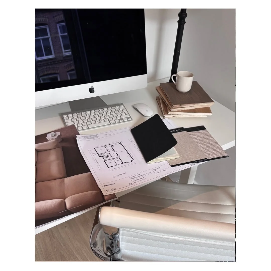 Organised chaos..

Samples spread out, drawings close by, the sample library growing with every new project. 
This is our studio in its natural state. A space in constant conversation with the work.

#studiop3 #designstudio #amsterdam #interiorarchit