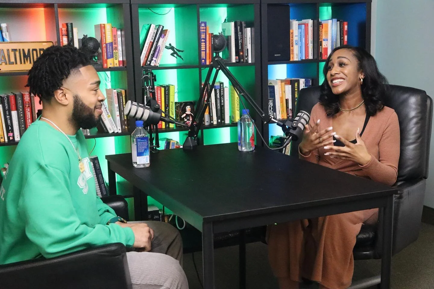 SWC 🏆🍀
.
.
.
.

#dmvphotographer #dmvphtography #marylandphotographer #dmvvideographer #dmvvideography #femalephotographer #femaleentrepreneur #dmv #podcast #blackentrepreneurs #podcasting #swc