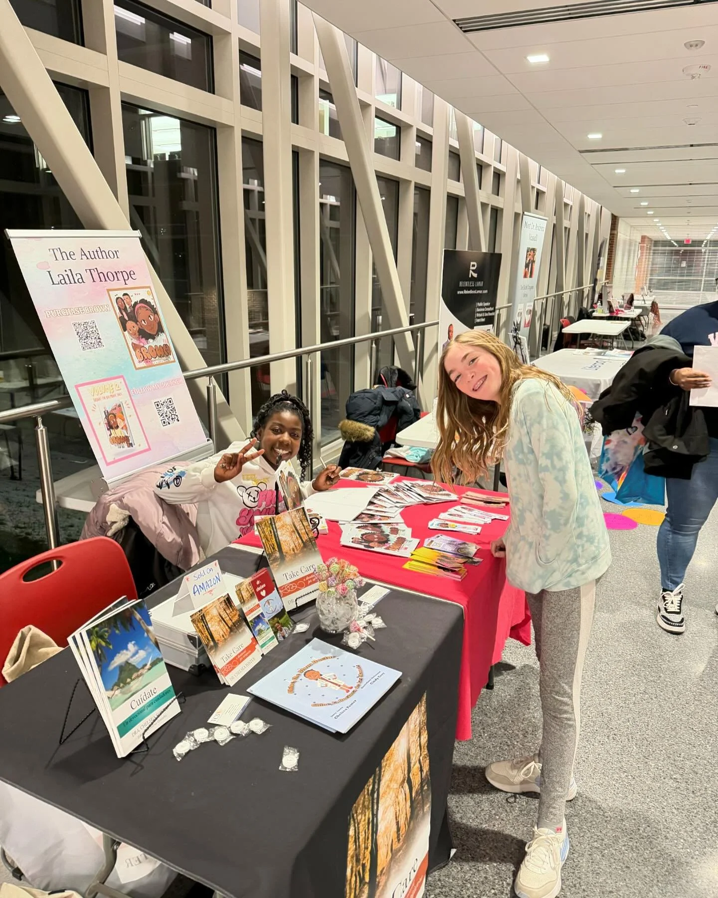 Wow ! My first book event as a young author , I even got a chance to perform for everyone! 😆 More events to come in the future for Brown:New School Blues. 📚📝 

#author #reading #2024 #kids