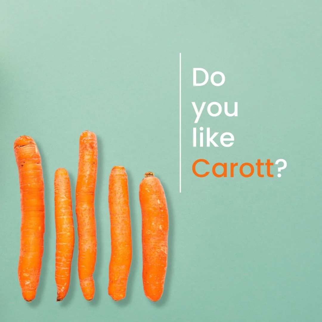 Fünf Karotten auf einem grünen Hintergrund mit dem Text 'Do you like Carott?'