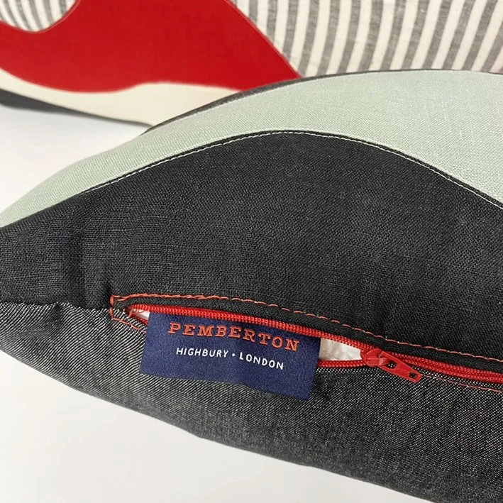 Oxbow mono-nile-red zip.jpg