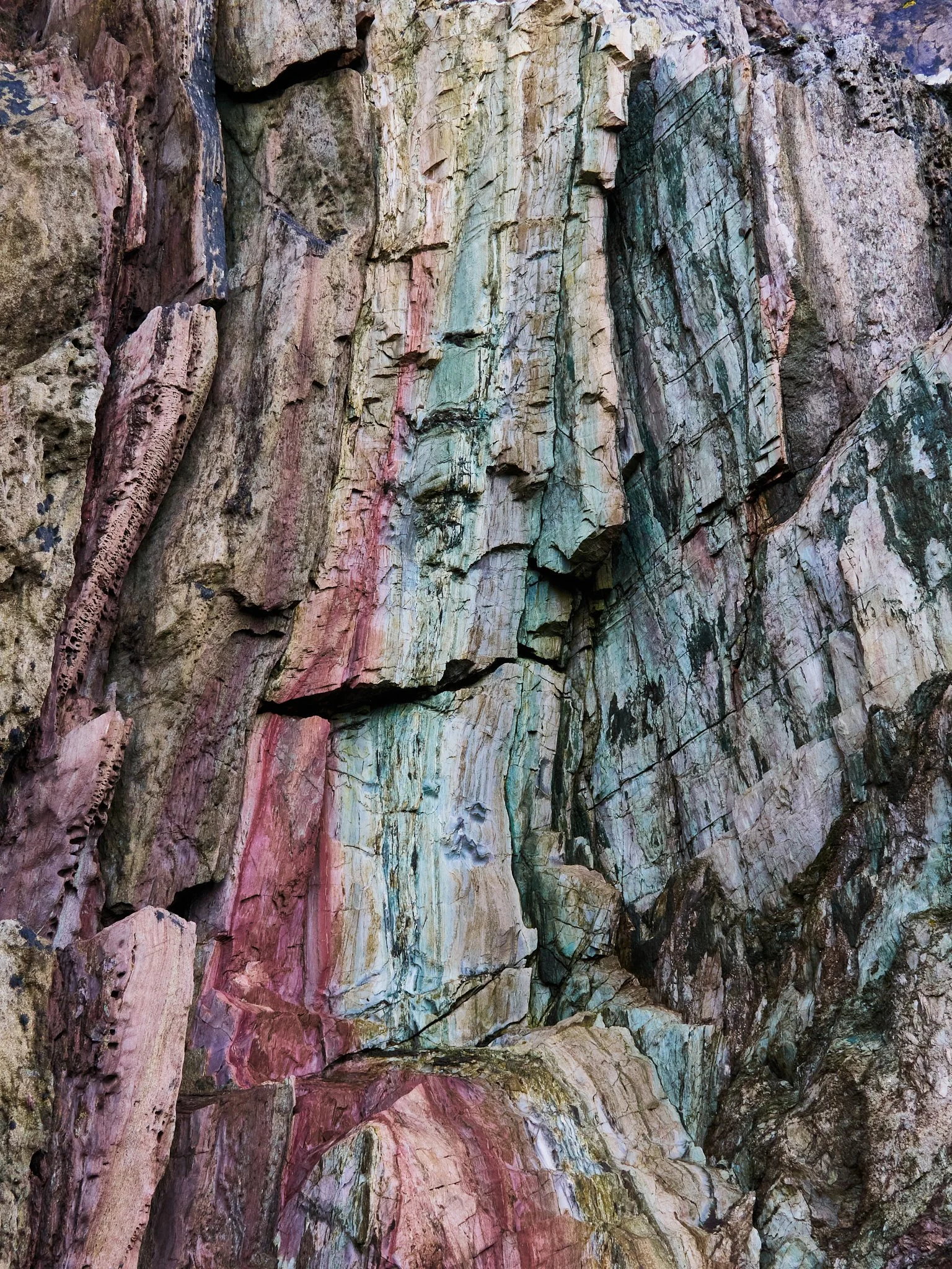 Blue Rocks Web 2048 long edge 12.jpg