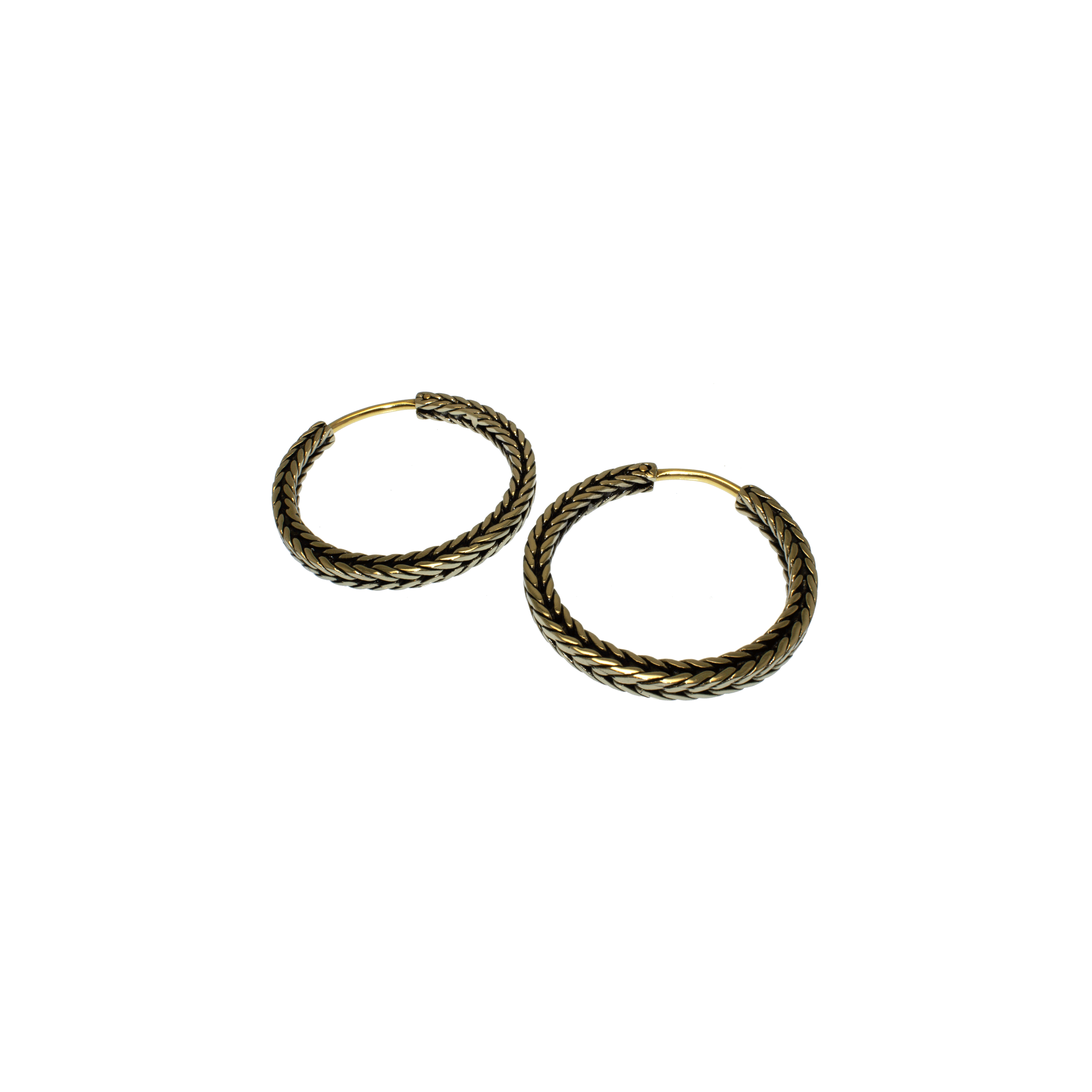 white-brass-and-brass-foxtail-hoops-safe-products.gif