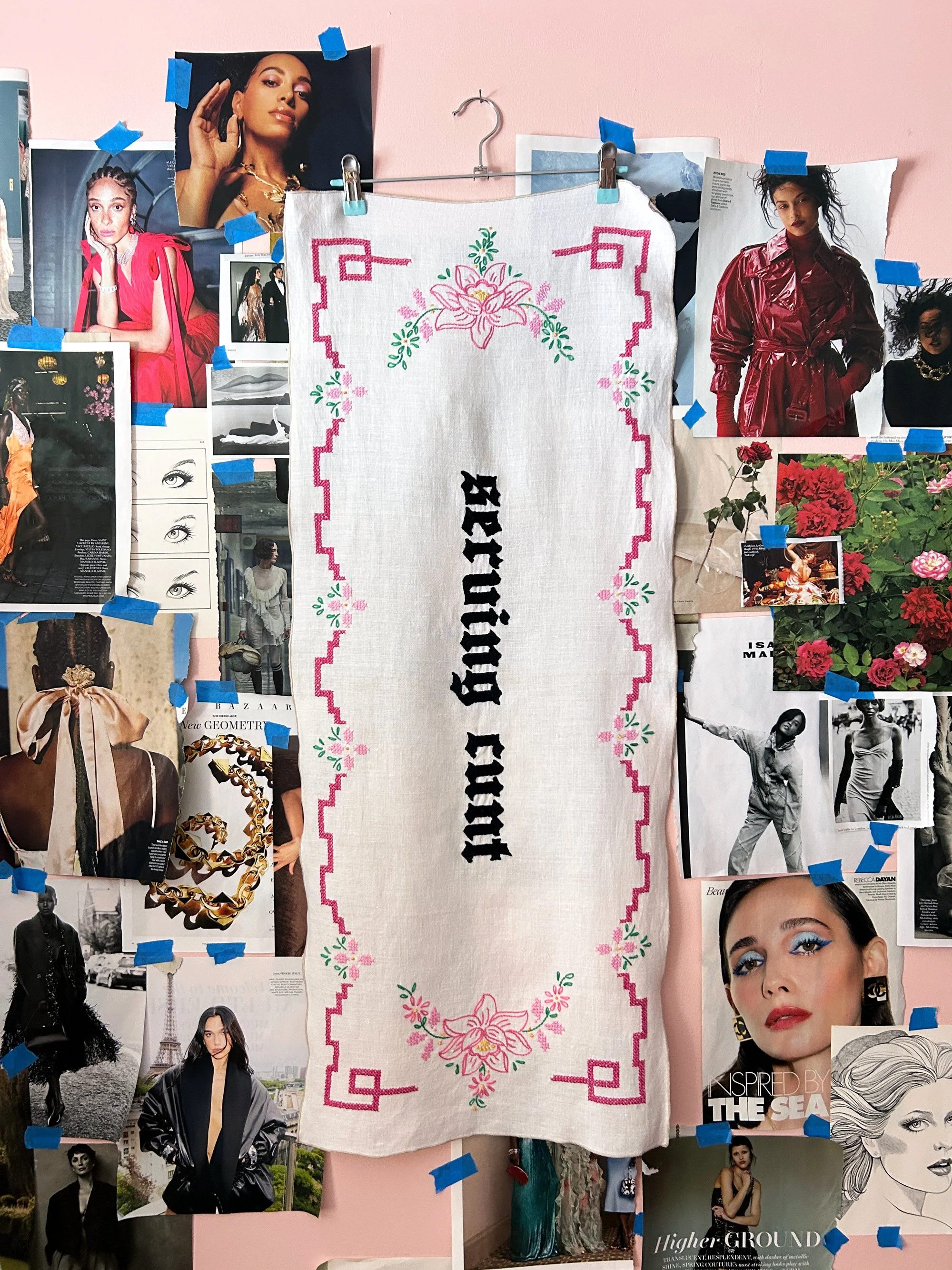 Serving Cunt Table Runner