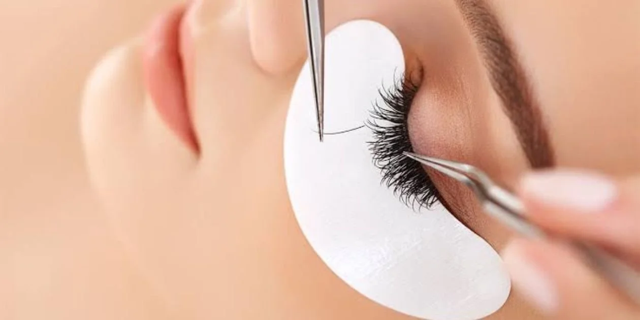 How Long Do Lash Extensions Normally Take
