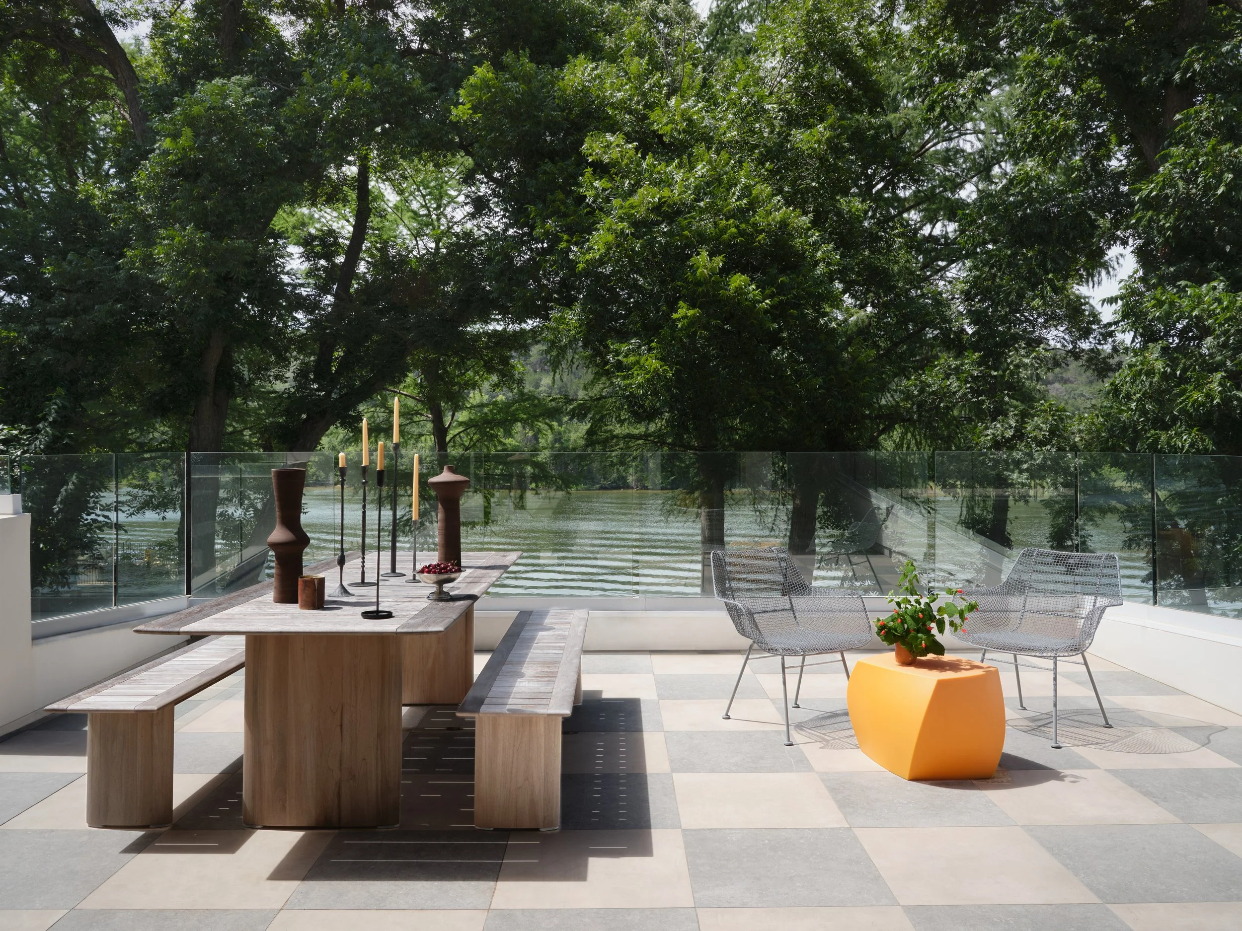 lake patio table.jpeg