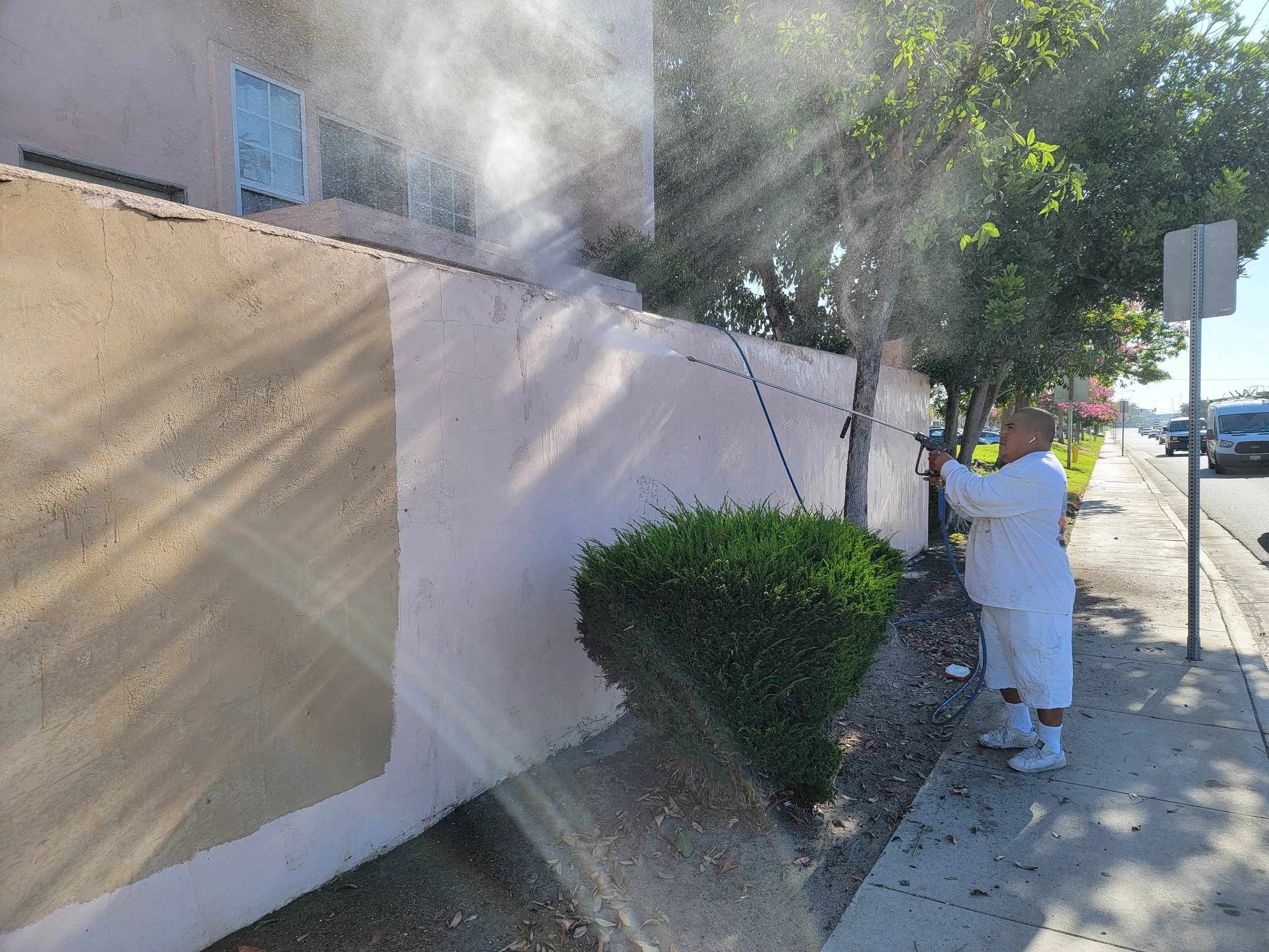 Exterior painting - exposing cracks