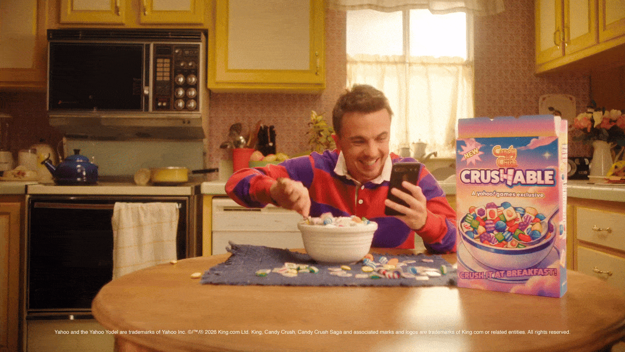 candycrushclip-ezgif.com-optimize.gif