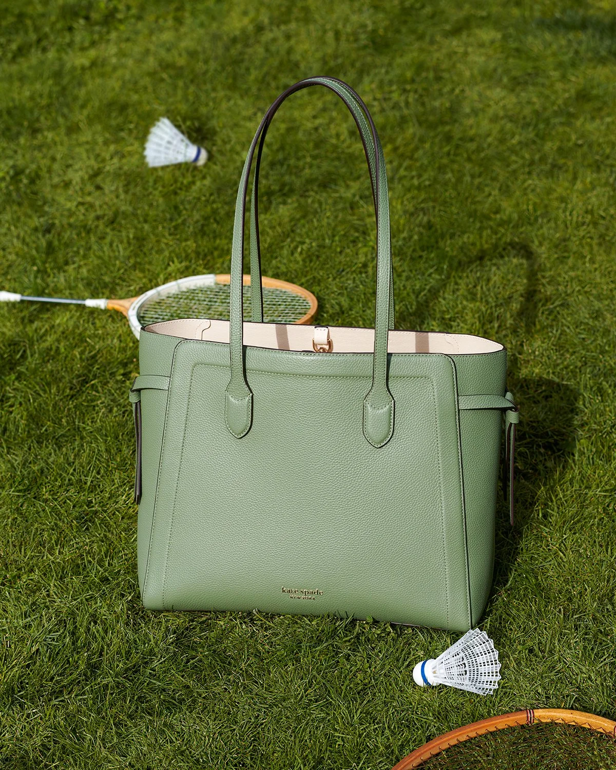 STH_211215_KATESPADE_Knott-Tote_2724.jpg
