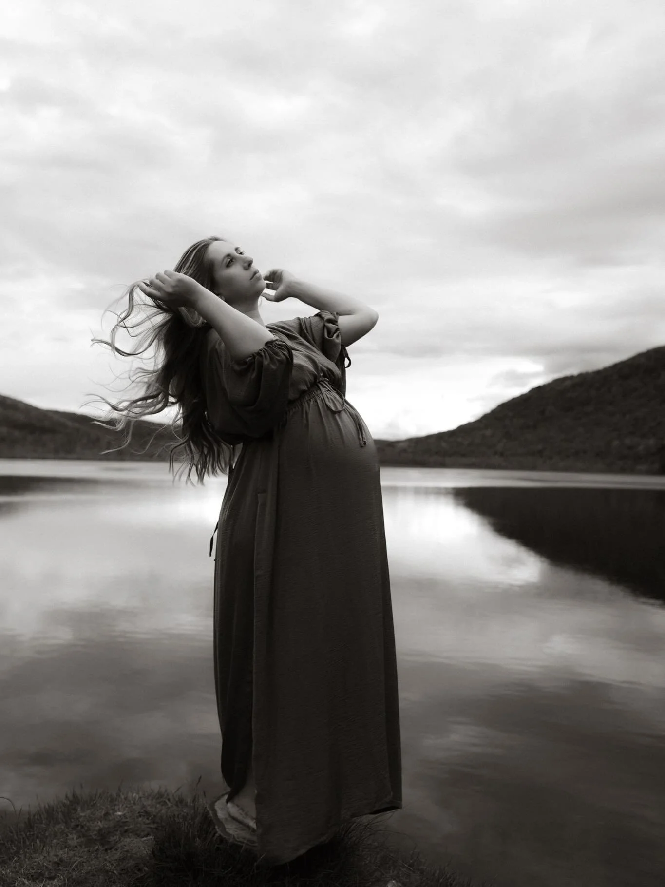 Mama in bloom 

Stephanie George Photo | Syracuse, NY 
intimate family &bull; maternity &bull; newborn photography 

#SyracuseMaternityPhotographer #SyracusePhotographer #syracusenewbornphotographer #nyphotographer #syracusefamilyphotographer