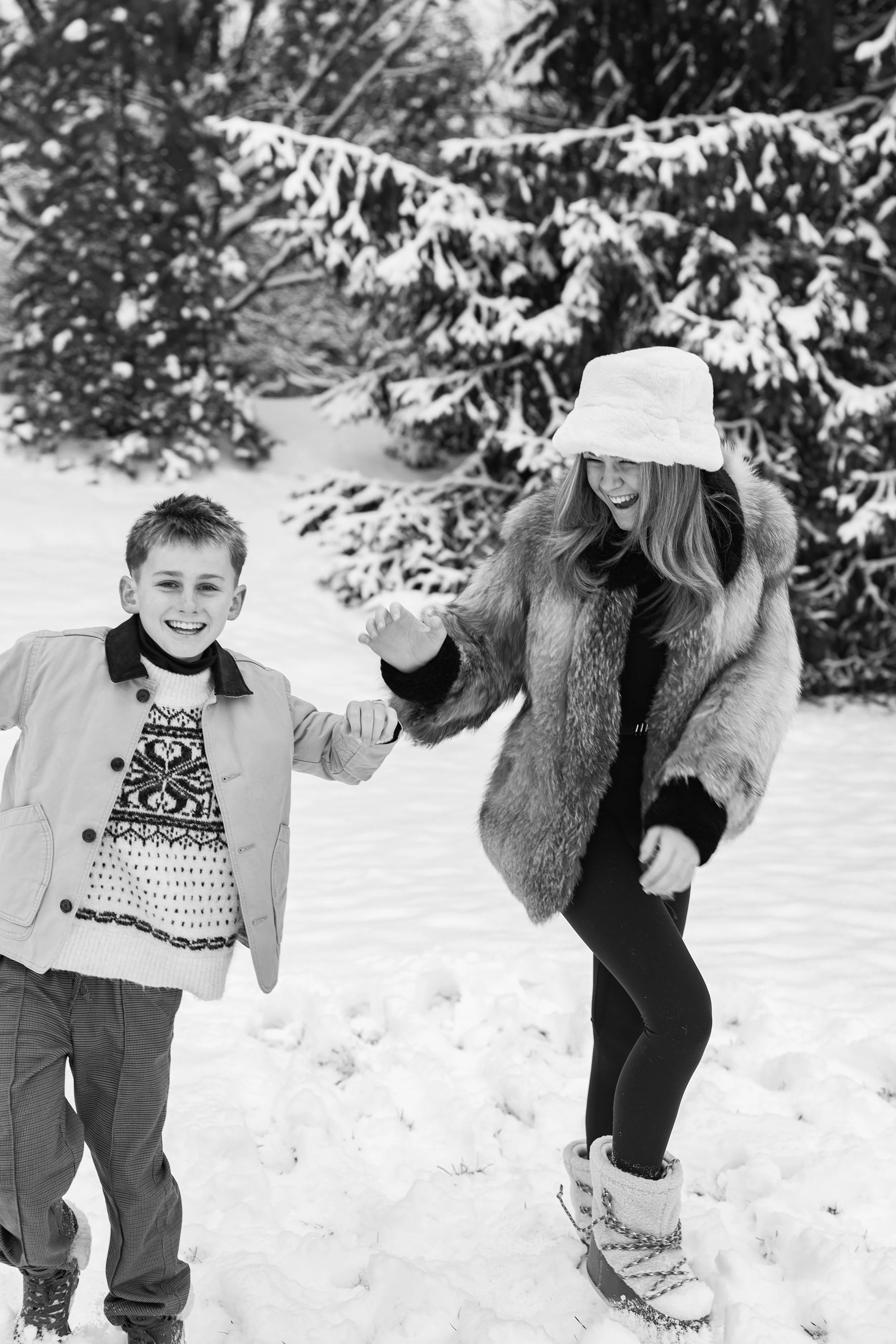 BOWMANCHRISTMAS2025-7675-2.jpg