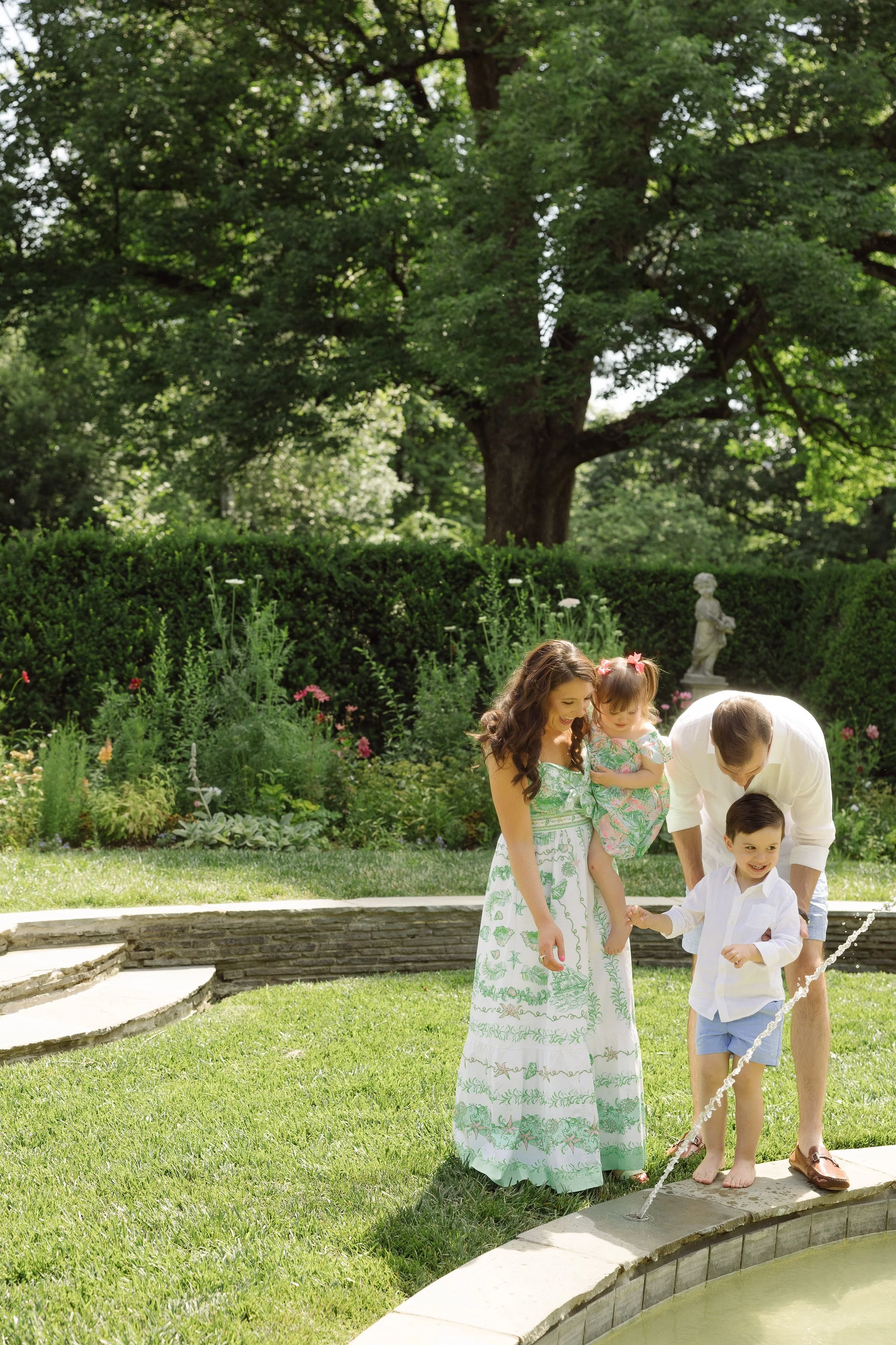 LobeFamily2026-6199.jpg