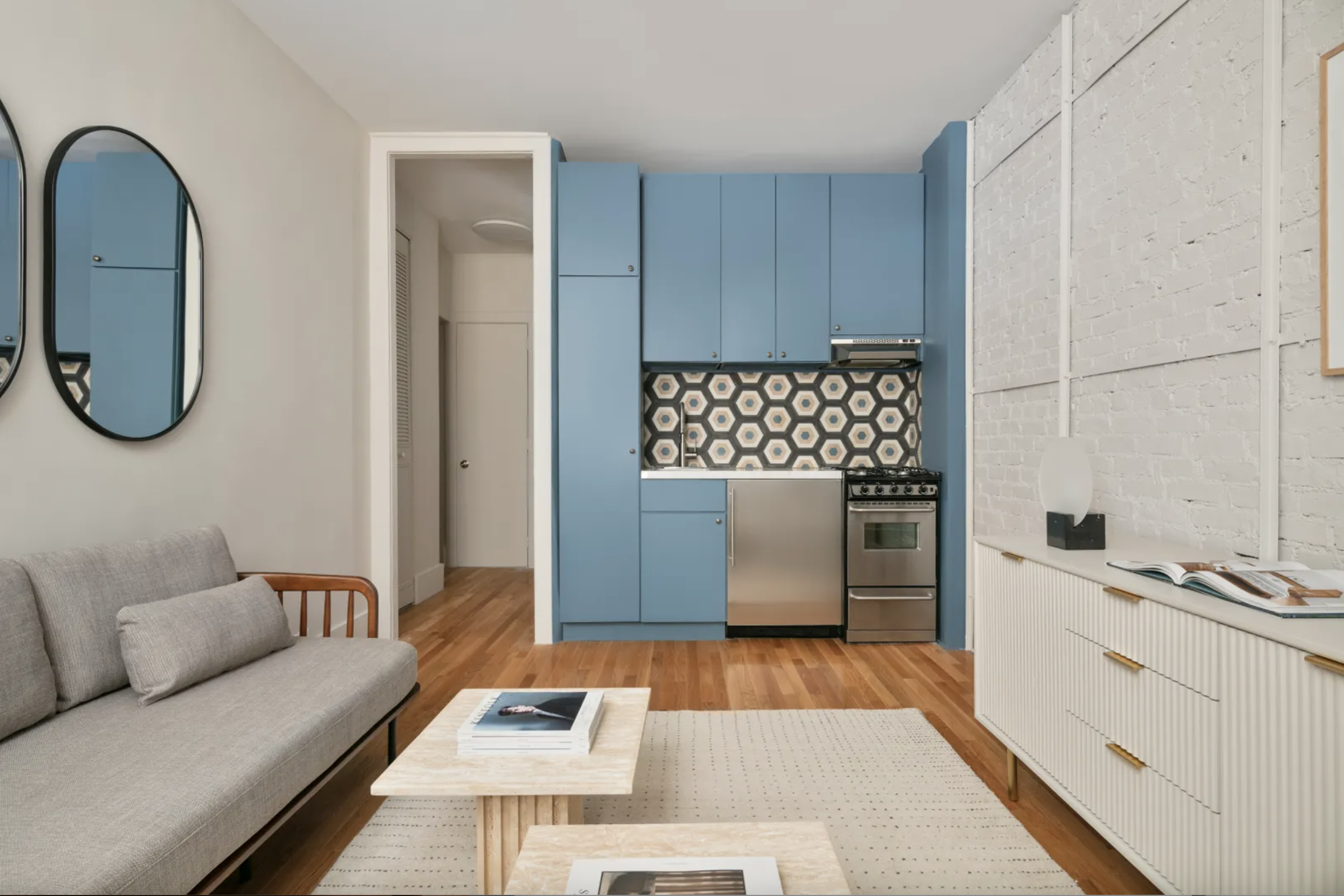 This 500-Square-Foot Manhattan Apartment Has a Small Yet Splashy Kitchen