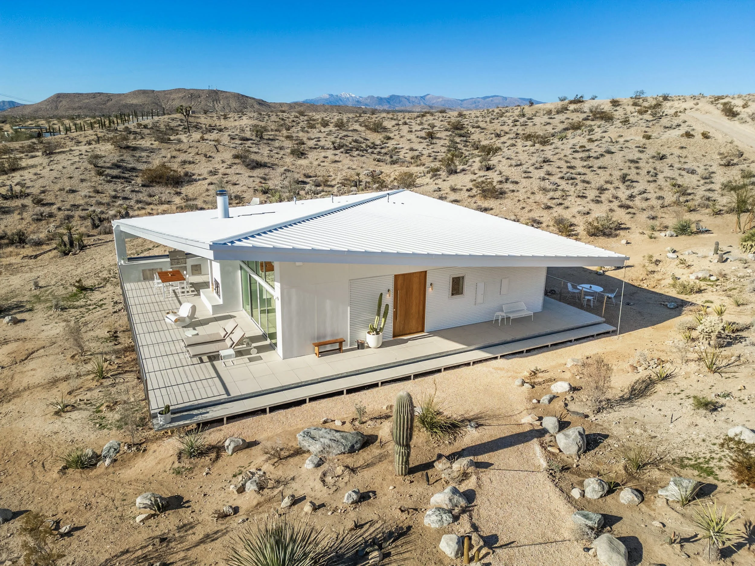 Construction Diary: In the Mojave Desert, a First-Time Builder Takes On a Tricky Prefab Home