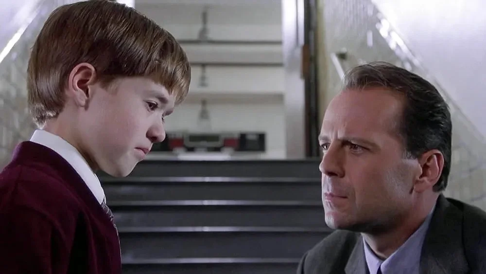 The main cast of The Sixth Sense.