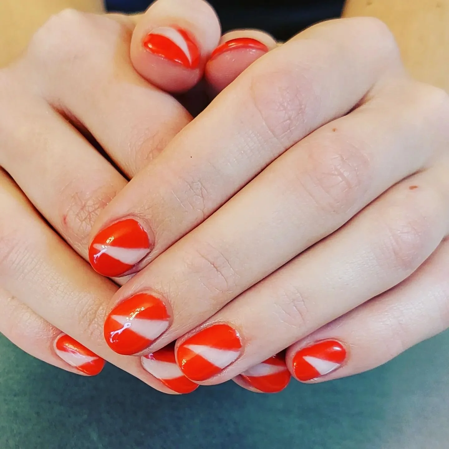 #negativespacenails  Just simply beautiful. Nice color to brighten her week. 💅❄️