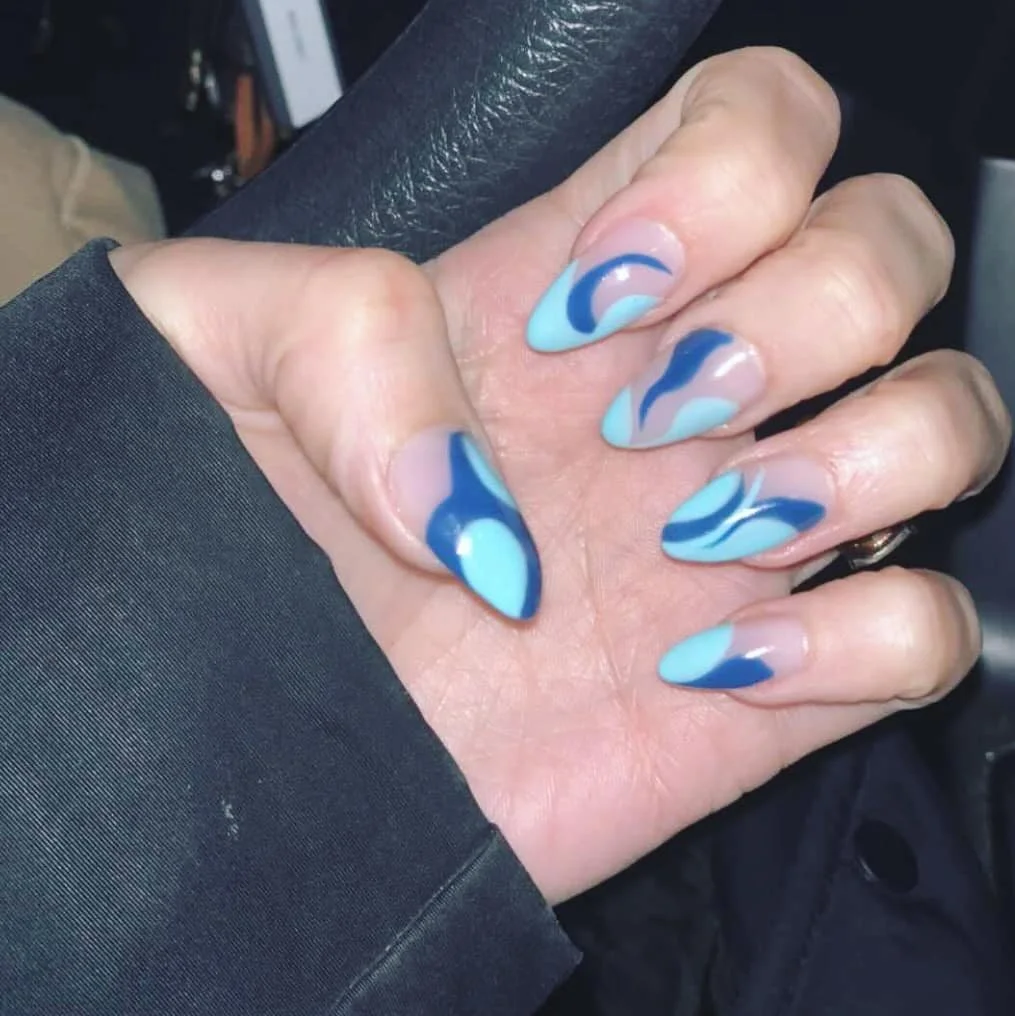 #nails💅 #nailfun #nailshapes #nailextensions #gelnailart #gelnails  We have had the most beautiful blue skies lately. Looking at all the natural beauty to keep the positive vibes going. 🌷🐬🐼🦢🦉🐶🐕&zwj;🦺🏖🌄🌞🌤🌈🌠🌊