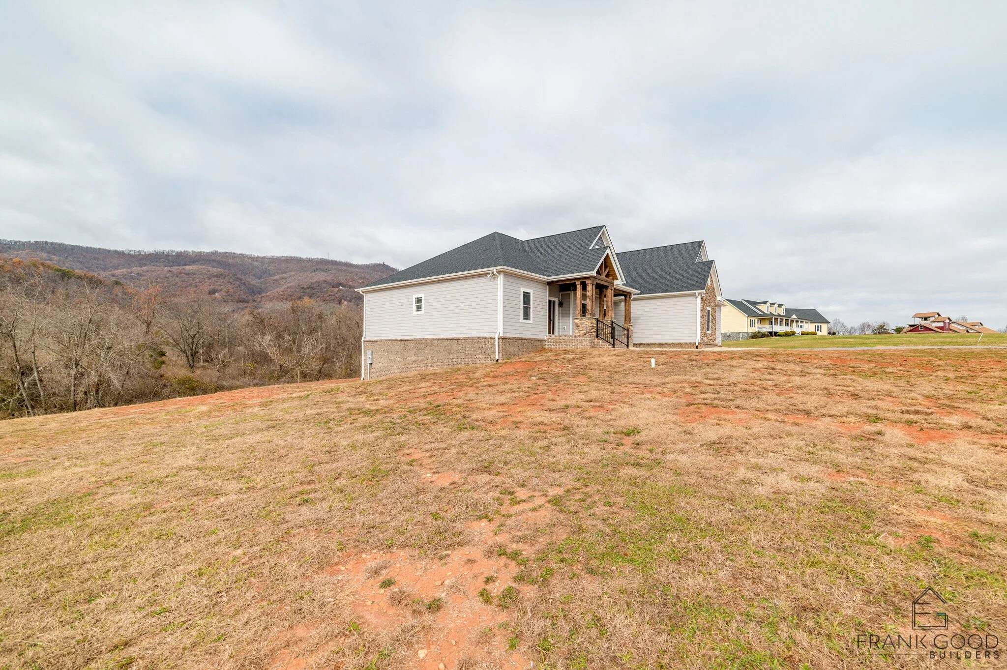 Hillside Haven — photo 6