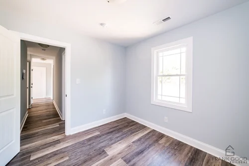 Willow Wood — photo 11