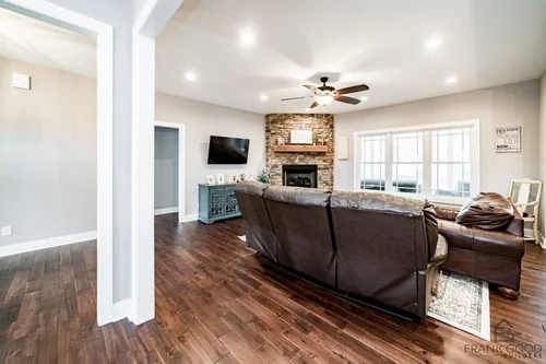 Hillside Haven — photo 10