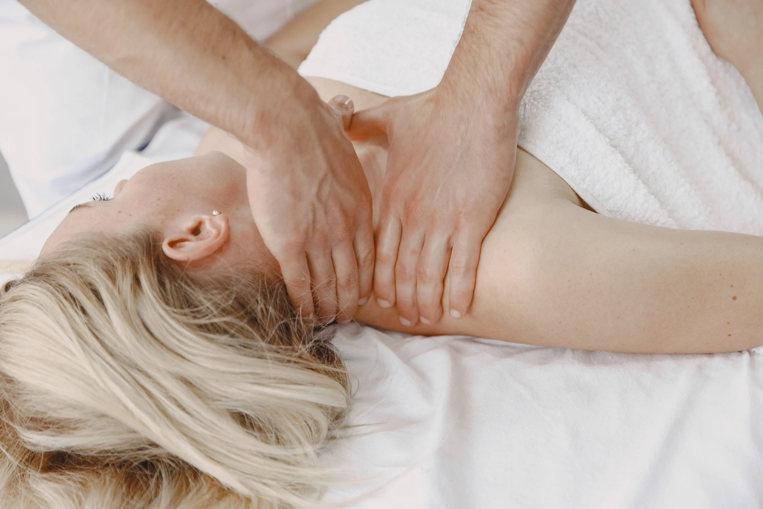 Therapeutic Massage in Brooklyn: How It Supports Full-Body Recovery