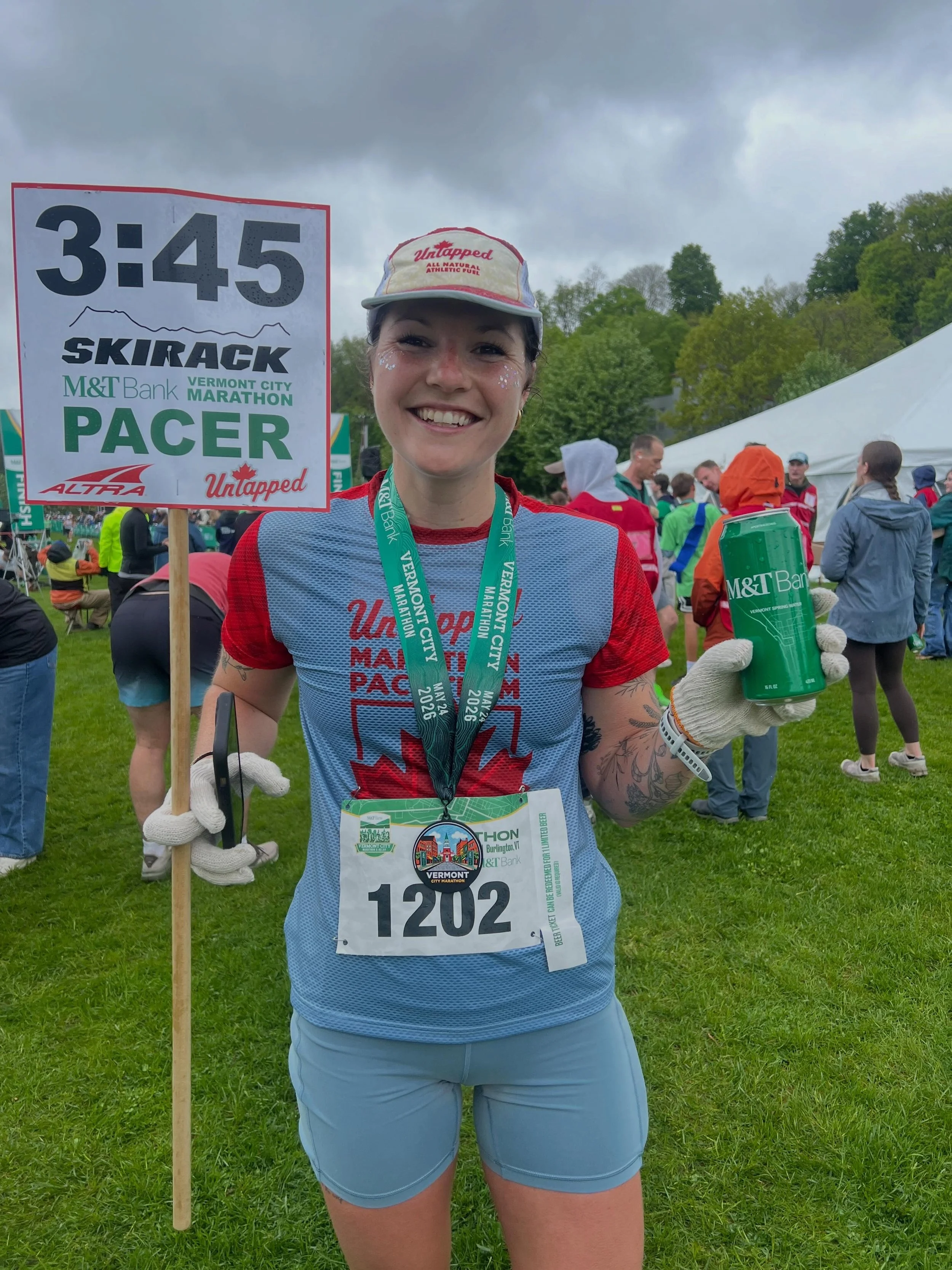 The Vermont City Marathon felt extra special this year. A huge thank you to the teams at @runvermont and @mandt_bank for continuing to push sustainability forward in such meaningful ways, like offering local canned @chug_water at the finish line. 

B