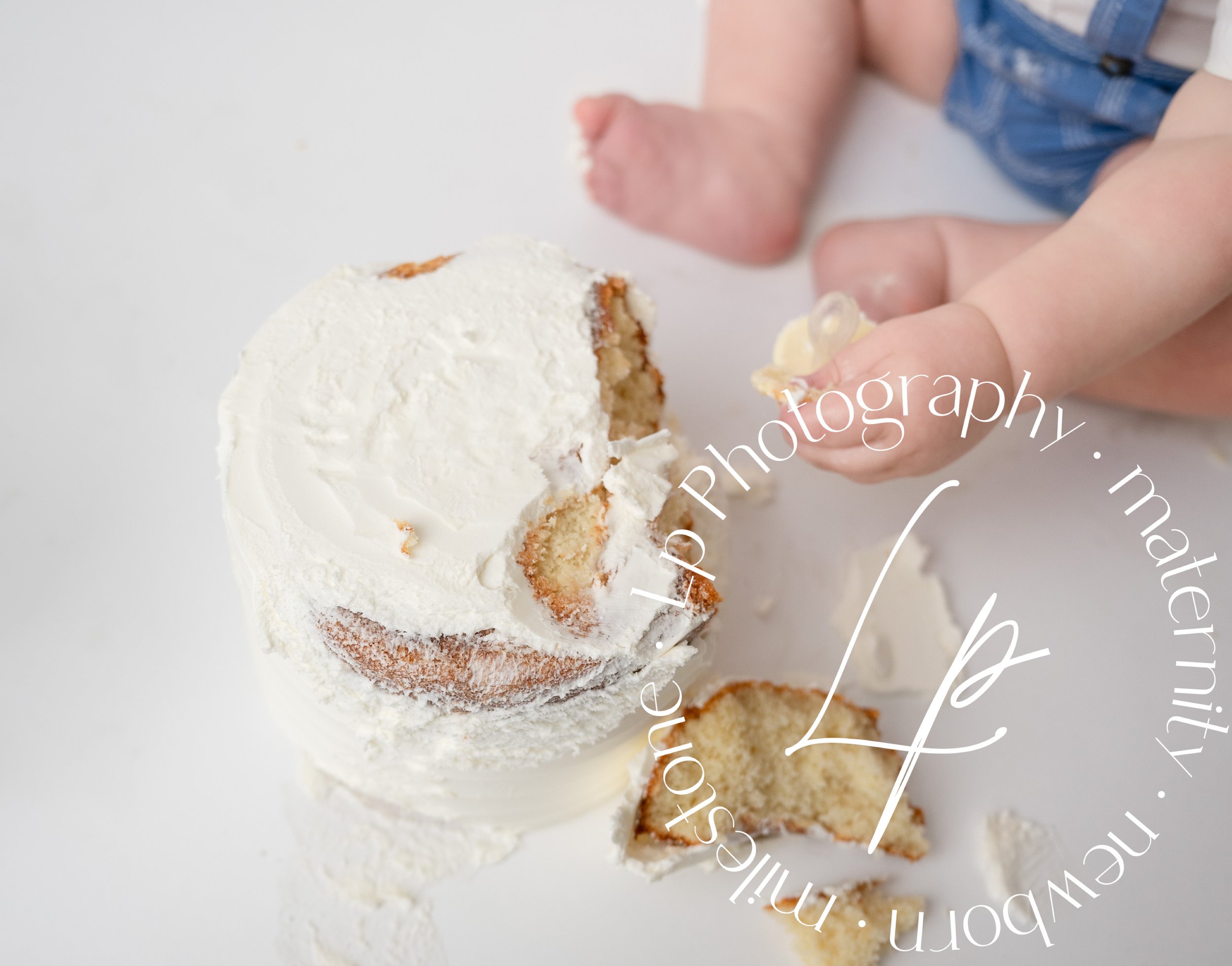 One Year Cake Smash | Baby Oliver